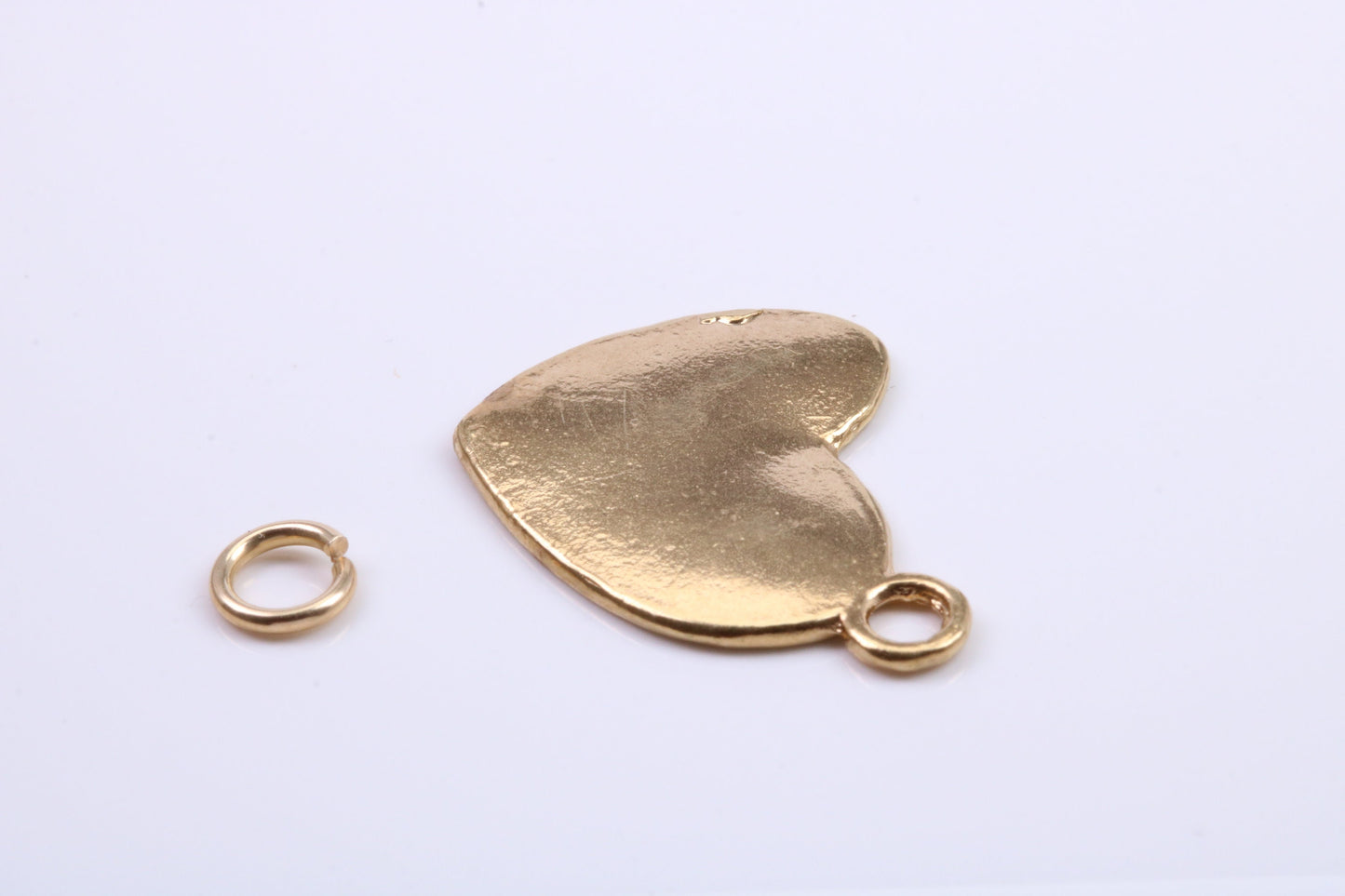 La Bonne Vie Charm, Traditional Charm, Made from Solid 9ct Yellow Gold, British Hallmarked, Complete with Attachment Link