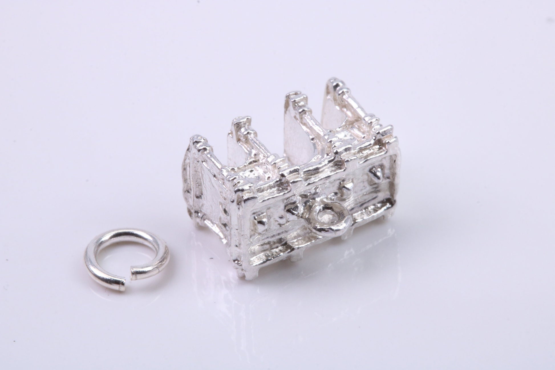 Iconic London Marble Arch Charm, Traditional Charm, Made from Solid 925 Grade Sterling Silver, Complete with Attachment Link
