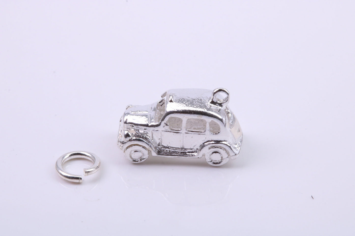 Iconic London Cab Charm, Traditional Charm, Made from Solid 925 Grade Sterling Silver, Complete with Attachment Link