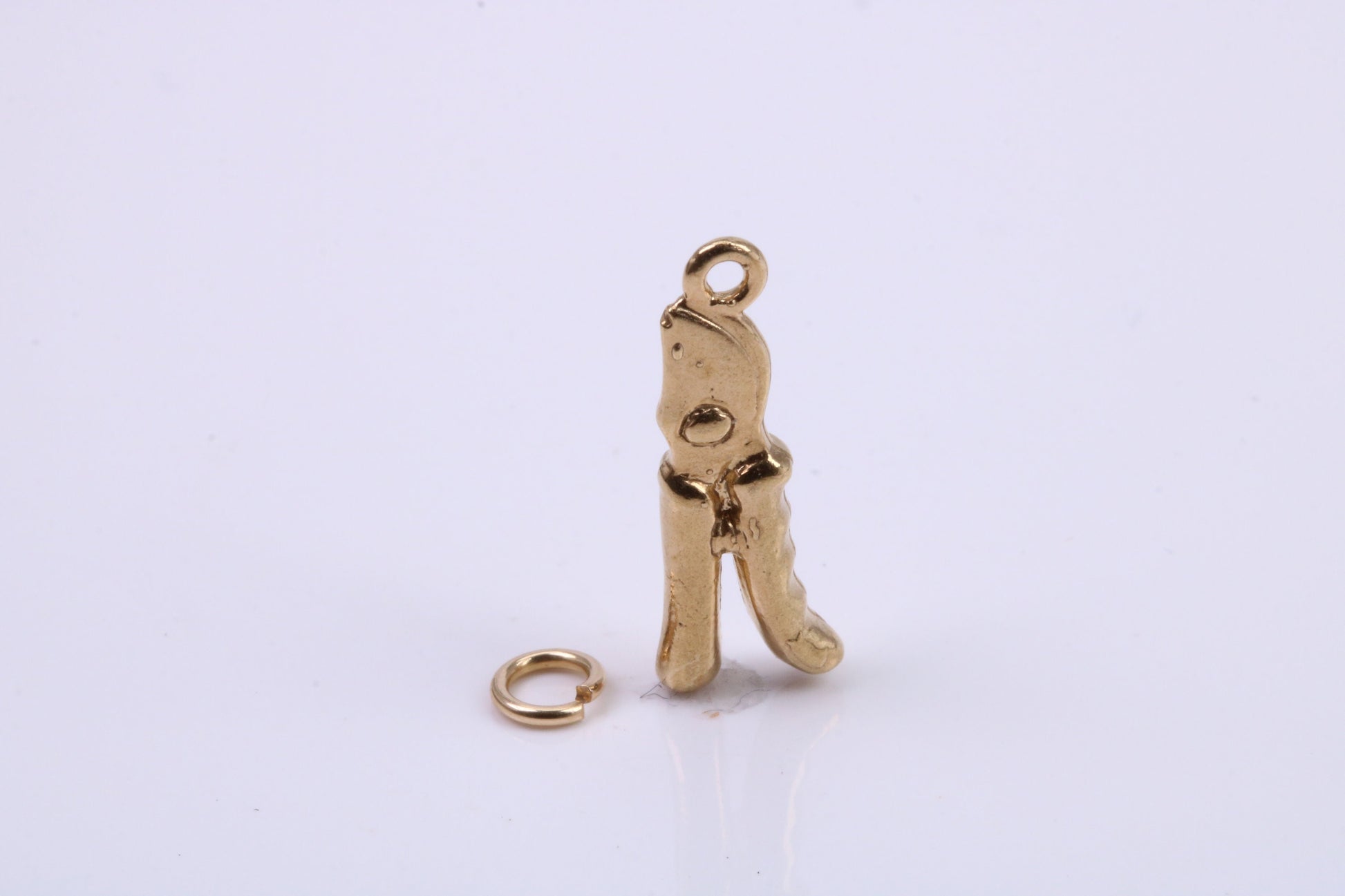 Garden Secateurs Charm, Traditional Charm, Made from Solid 9ct Yellow Gold, British Hallmarked, Complete with Attachment Link