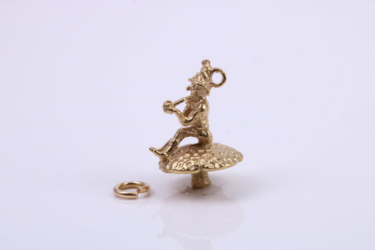 Gnome on Toadstool Charm, Traditional Charm, Made from Solid 9ct Yellow Gold, British Hallmarked, Complete with Attachment Link