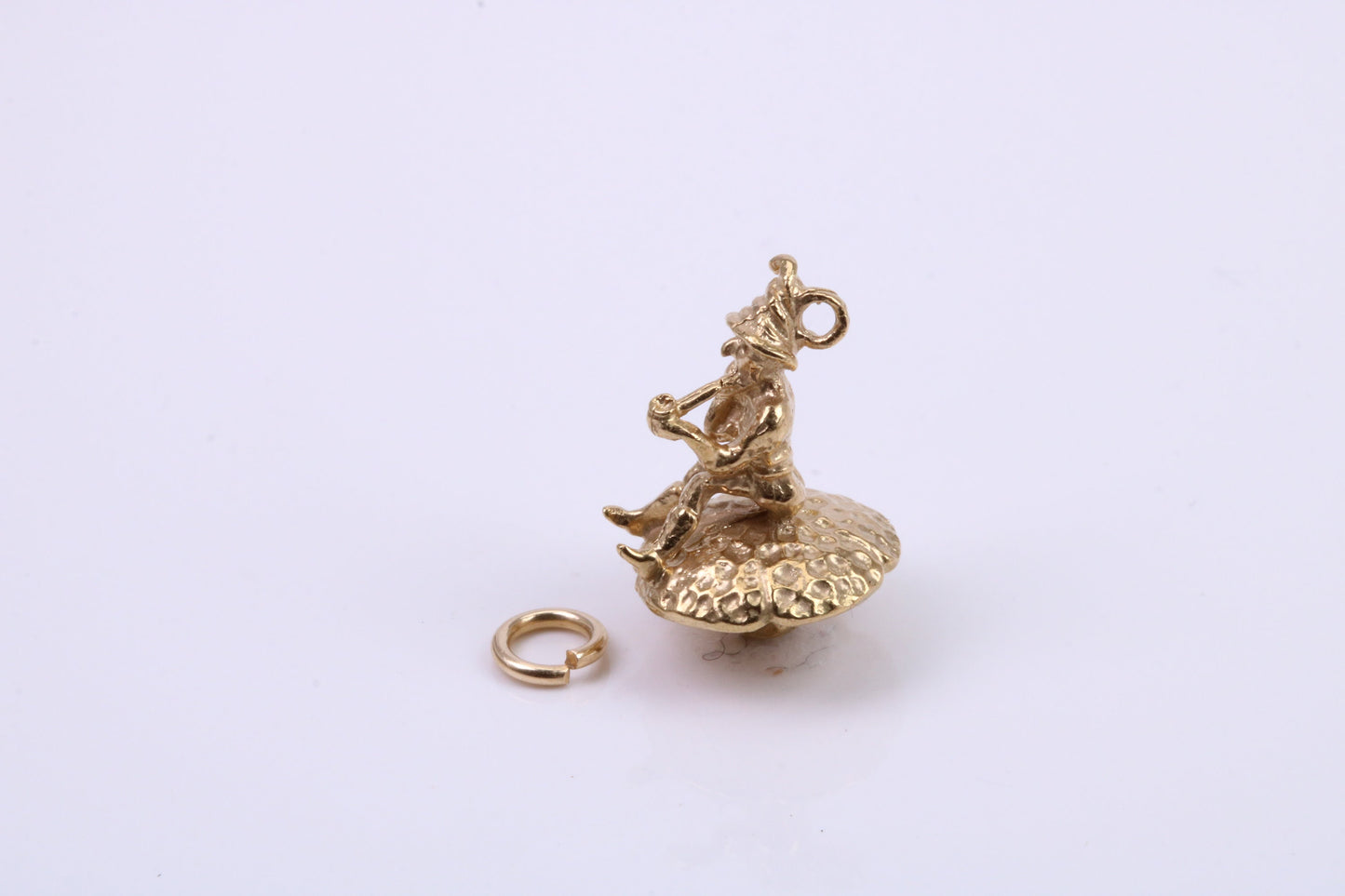 Gnome on Toadstool Charm, Traditional Charm, Made from Solid 9ct Yellow Gold, British Hallmarked, Complete with Attachment Link