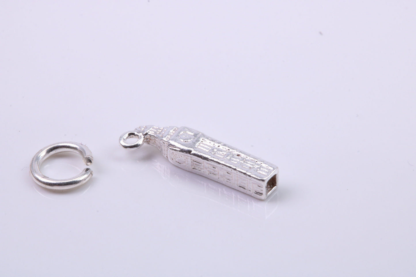 Iconic London Big Ben Charm, Traditional Charm, Made from Solid 925 Grade Sterling Silver, Complete with Attachment Link