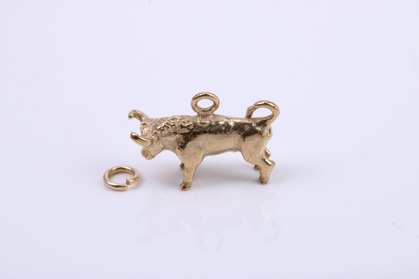 Taurus Zodiac Sign Charm, Traditional Charm, Made from Solid 9ct Yellow Gold, British Hallmarked, Complete with Attachment Link