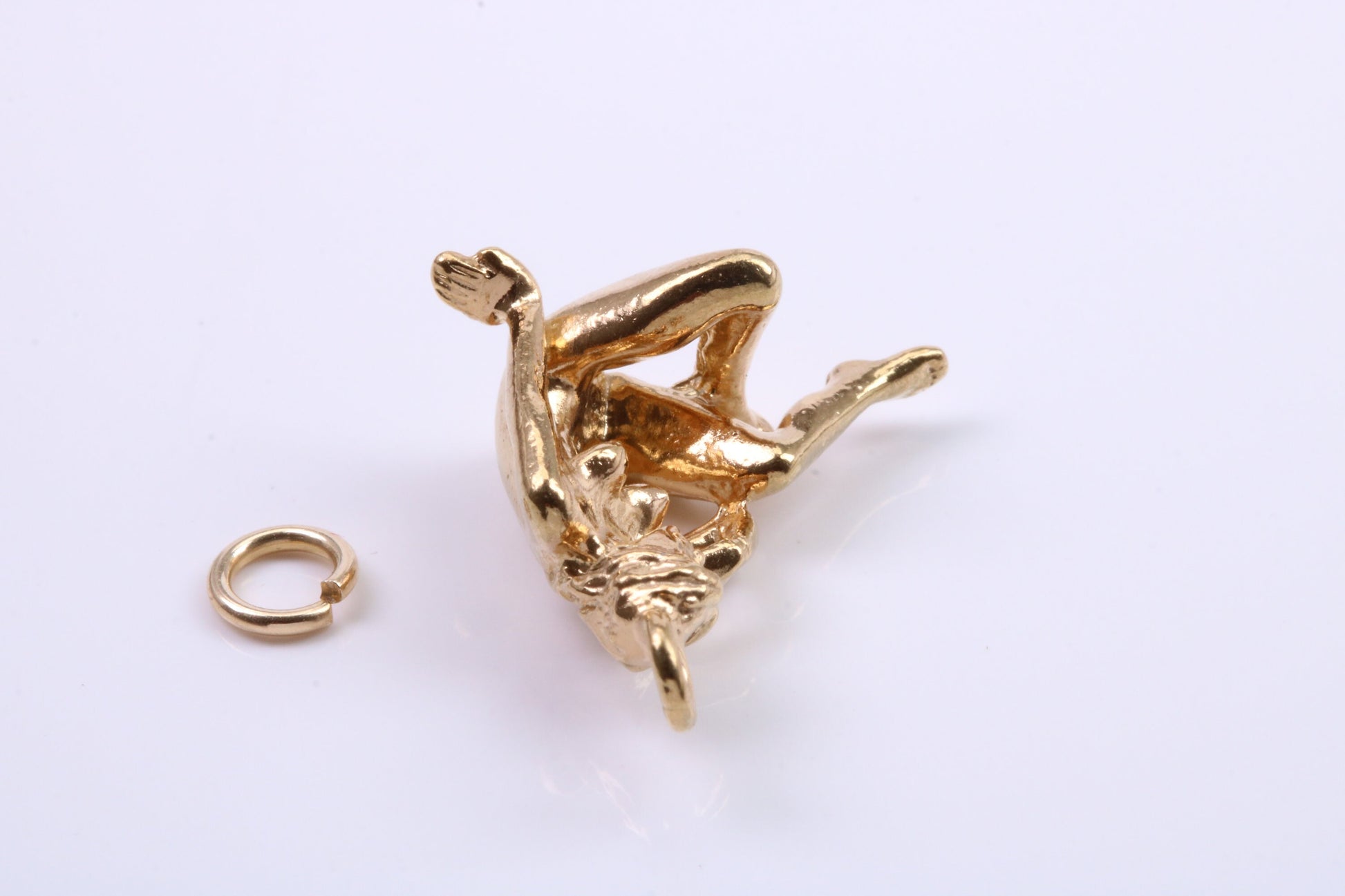 Virgo Zodiac Sign Charm, Traditional Charm, Made from Solid 9ct Yellow Gold, British Hallmarked, Complete with Attachment Link