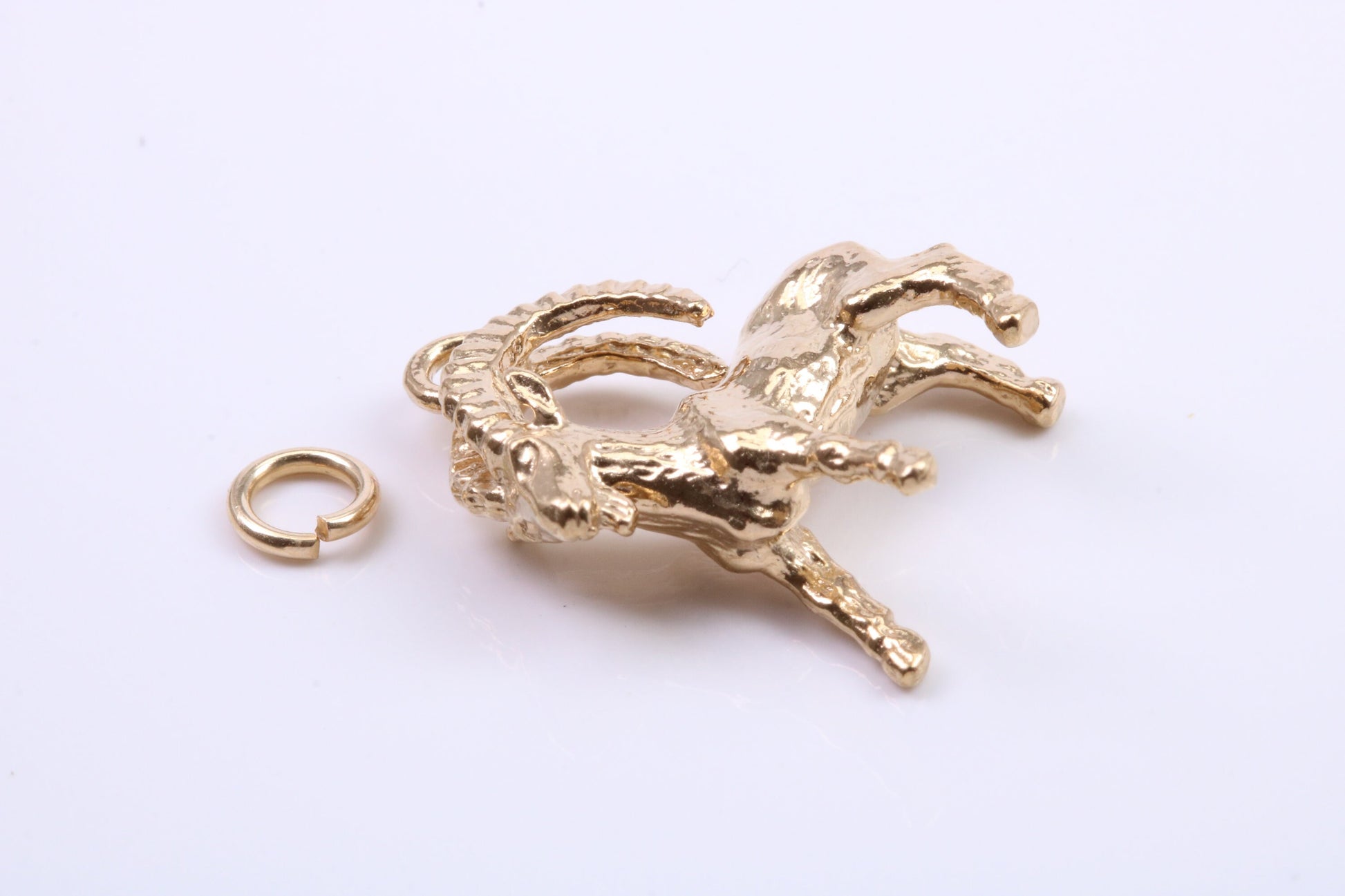 Capricorn Zodiac Sign Charm, Traditional Charm, Made from Solid 9ct Yellow Gold, British Hallmarked, Complete with Attachment Link