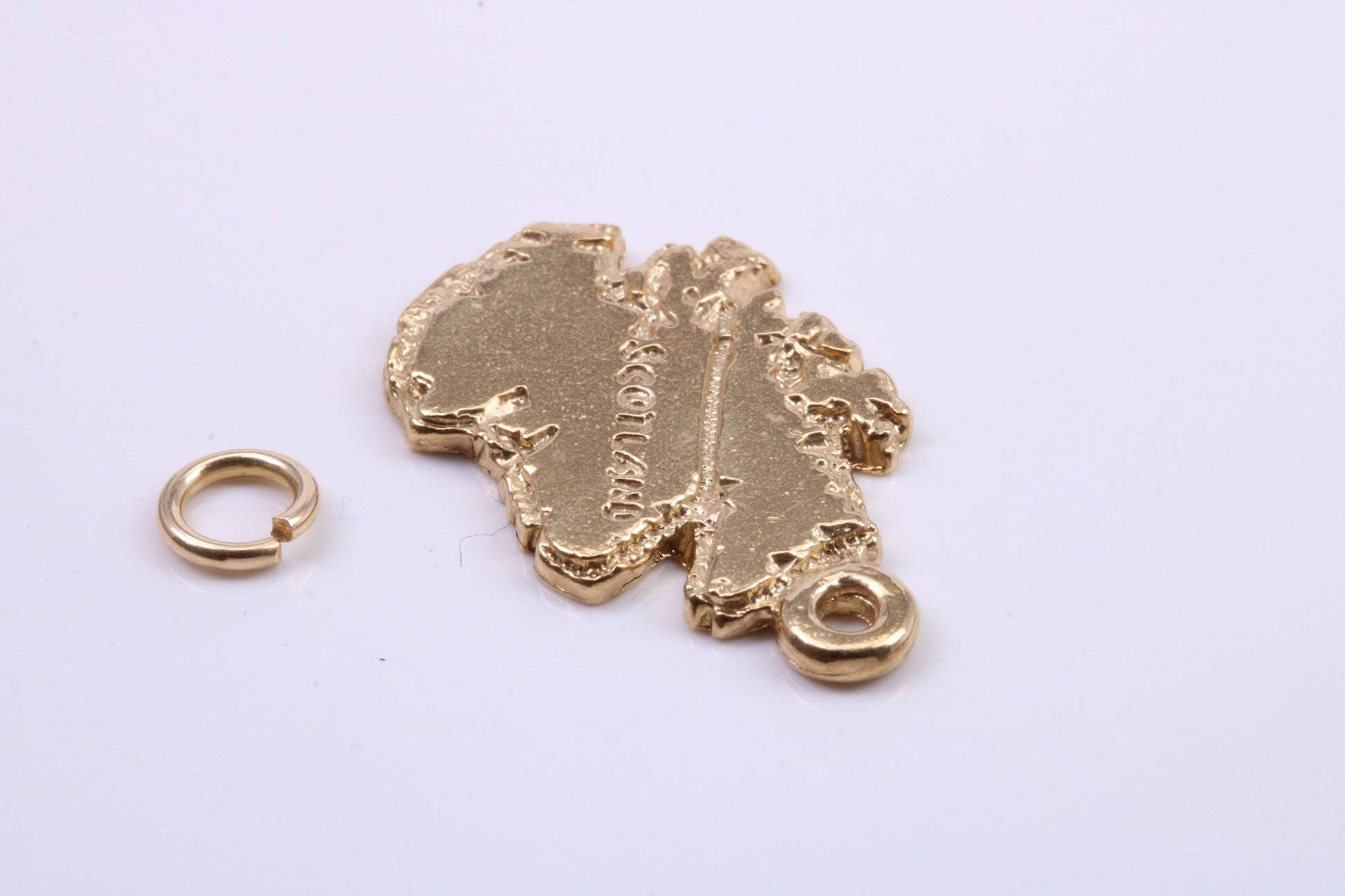 Map of Scotland Charm, Traditional Charm, Made from Solid 9ct Yellow Gold, British Hallmarked, Complete with Attachment Link