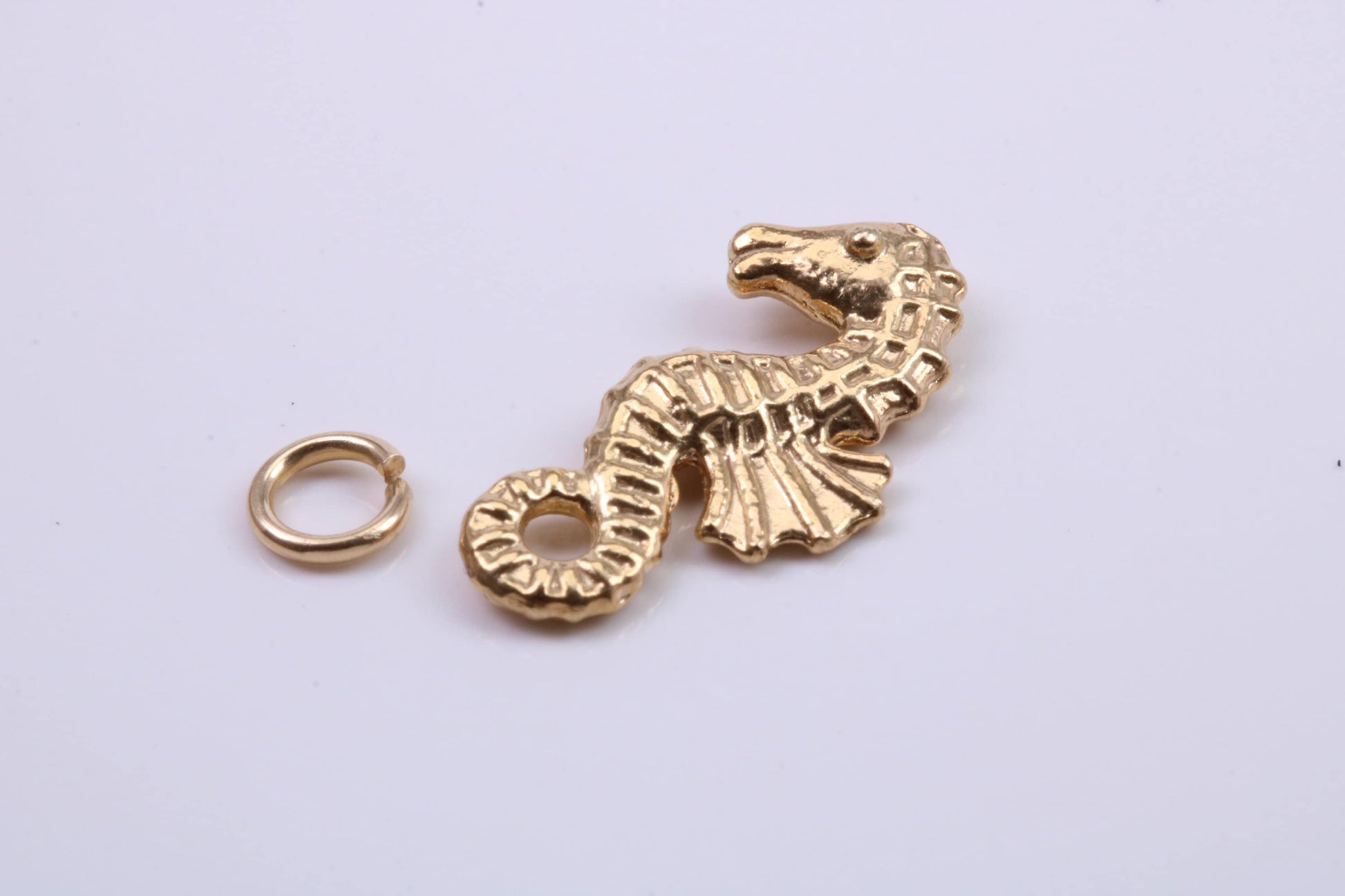 Sea Horse Charm, Traditional Charm, Made from Solid 9ct Yellow Gold, British Hallmarked, Complete with Attachment Link