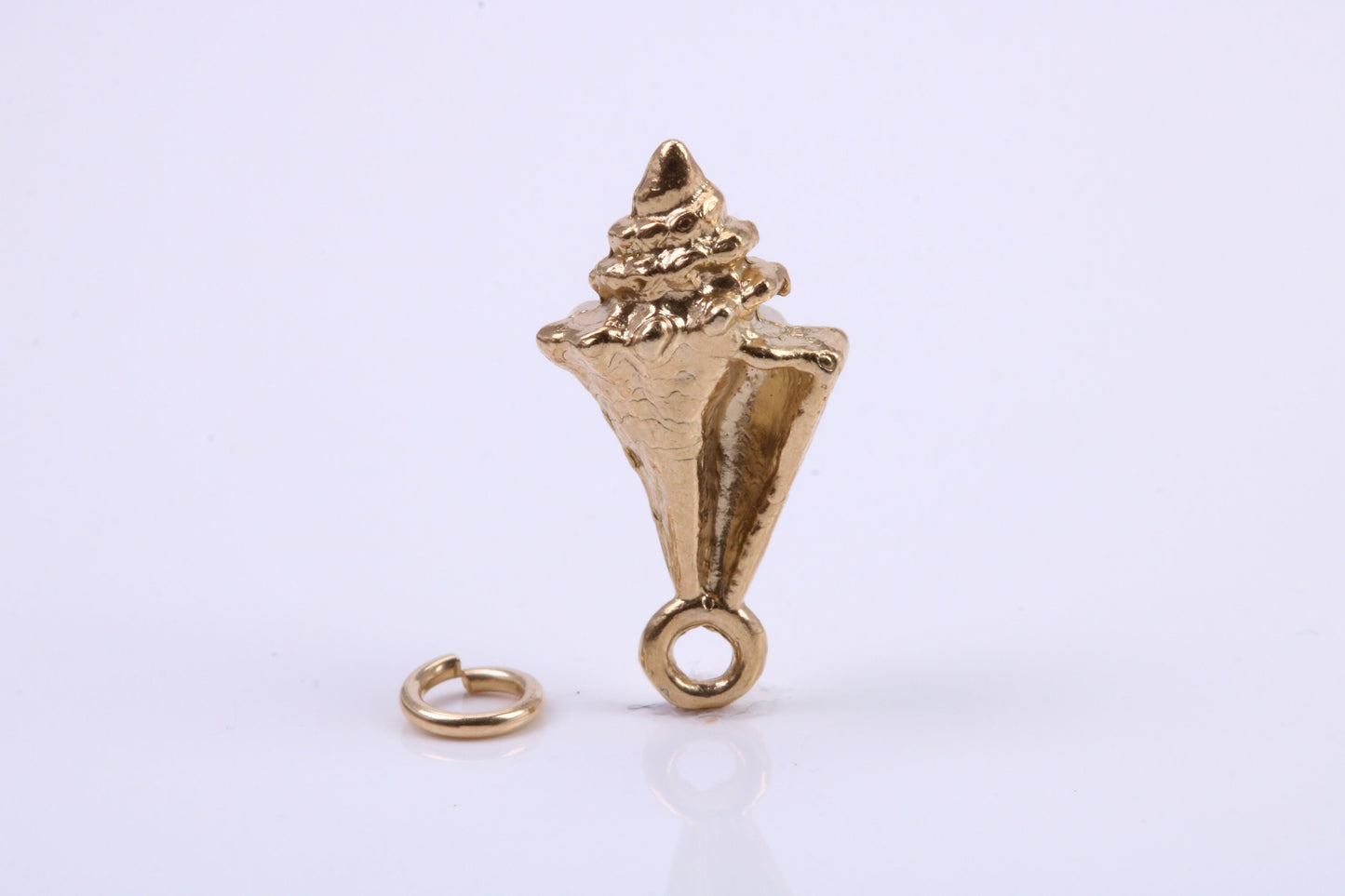 Sea Shell Charm, Traditional Charm, Made from Solid 9ct Yellow Gold, British Hallmarked, Complete with Attachment Link