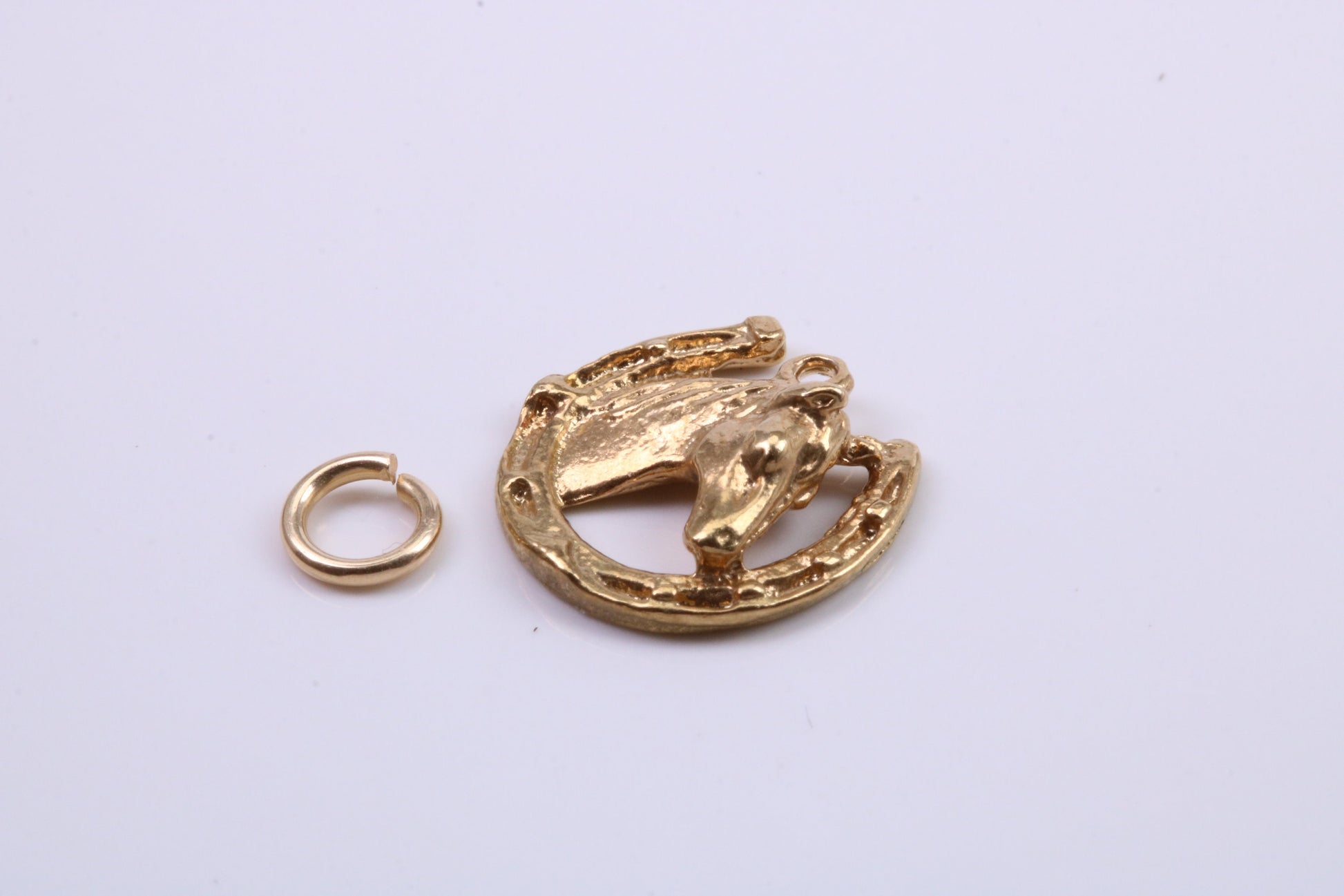 Good Luck Horse Head Shoe Charm, Traditional Charm, Made from Solid 9ct Yellow Gold, British Hallmarked, Complete with Attachment Link