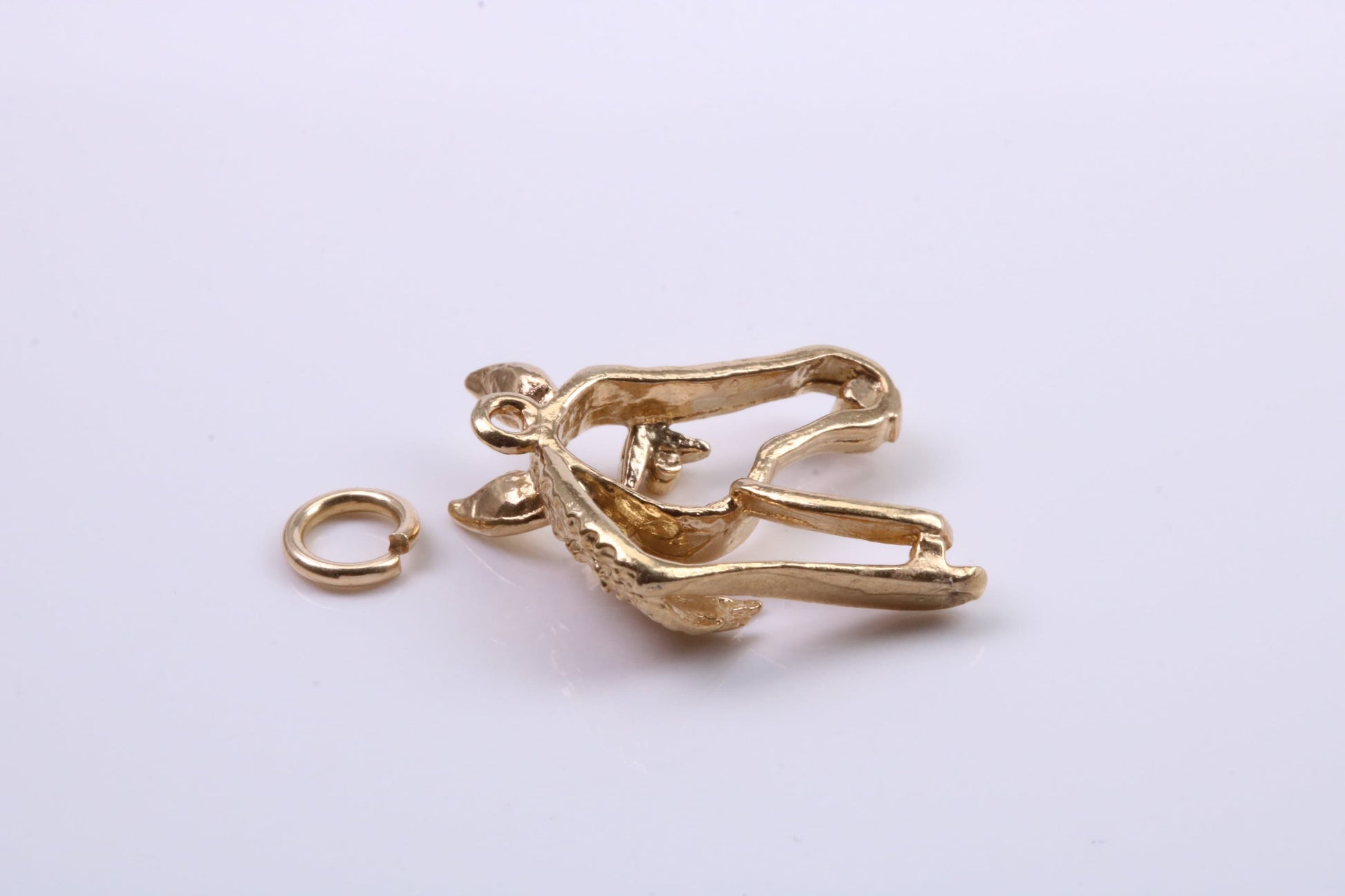 Horse Head Charm, Traditional Charm, Made from Solid 9ct Yellow Gold, British Hallmarked, Complete with Attachment Link