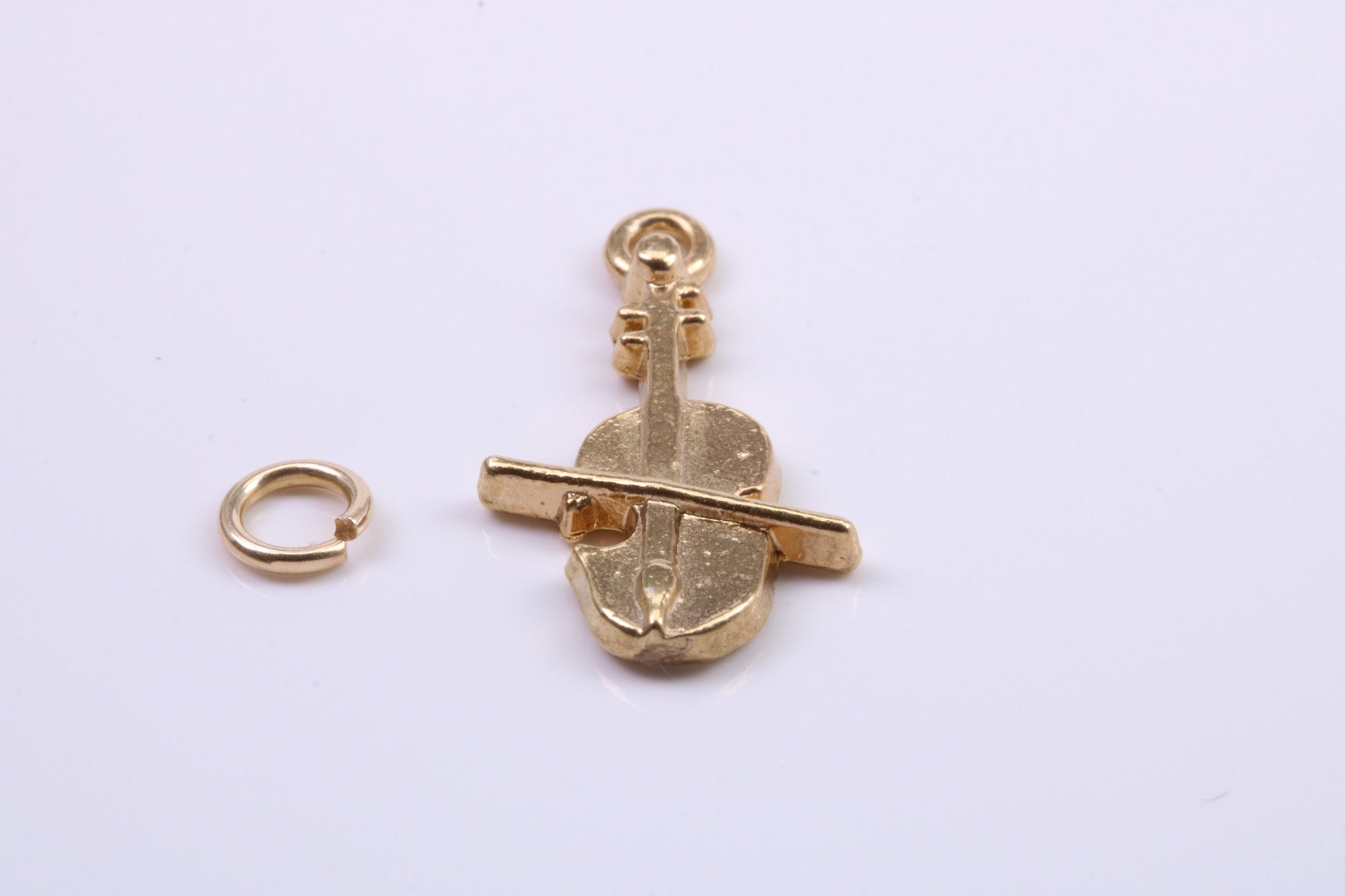 Violin Charm, Traditional Charm, Made from Solid 9ct Yellow Gold, British Hallmarked, Complete with Attachment Link