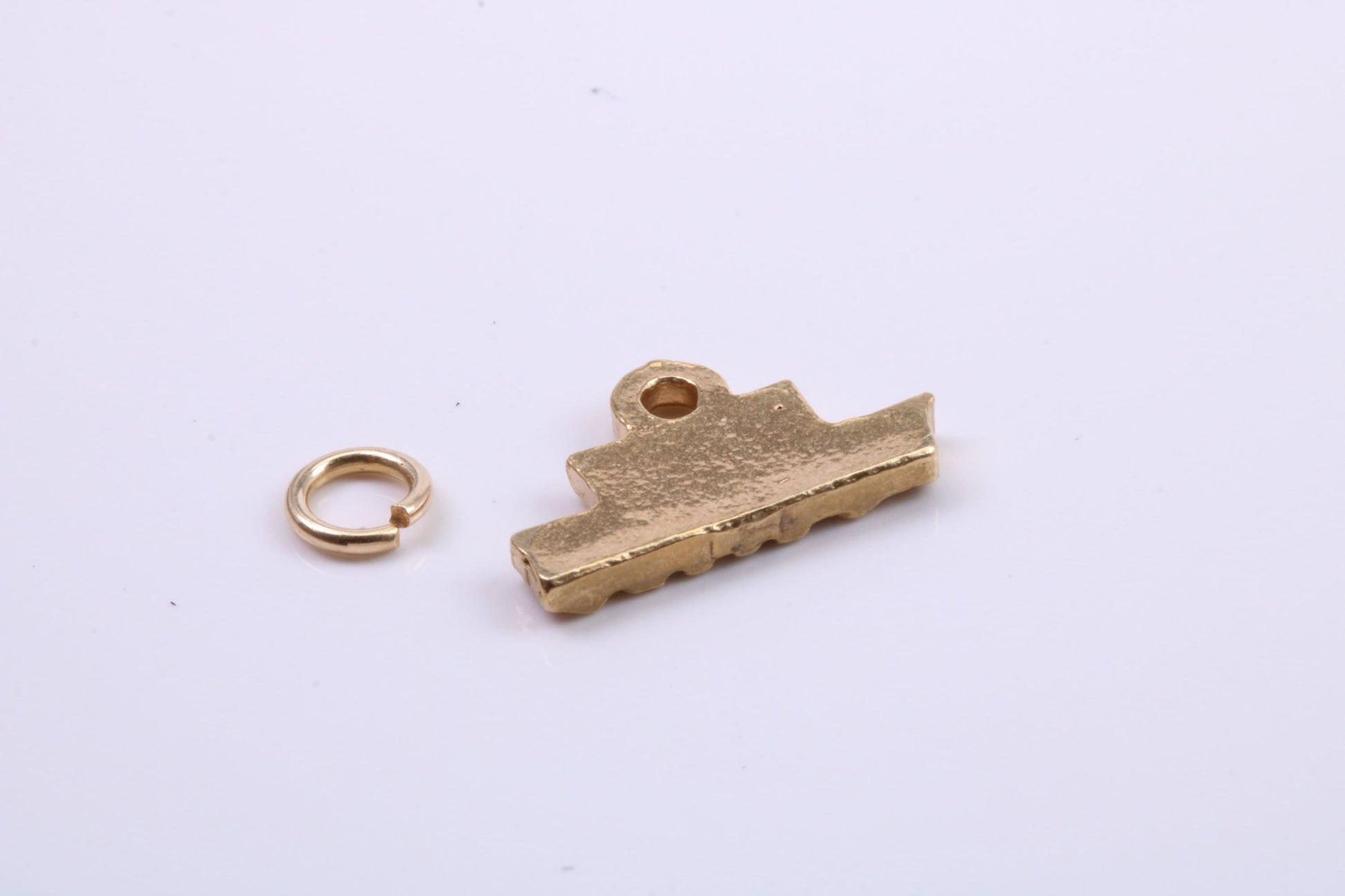 Bon Voyage Charm, Traditional Charm, Made from Solid 9ct Yellow Gold, British Hallmarked, Complete with Attachment Link