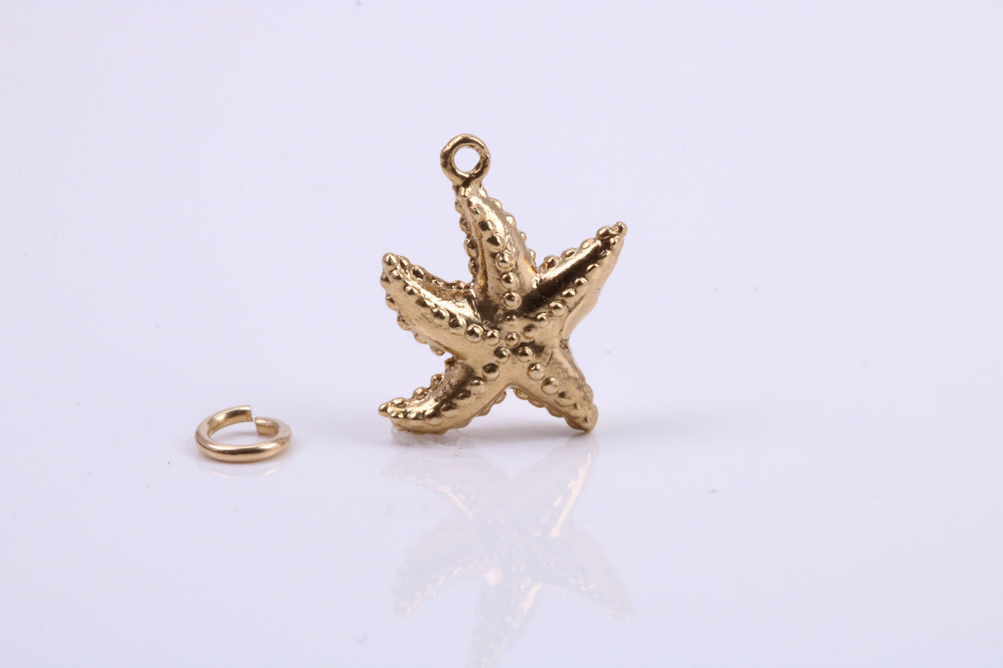 Star Fish Charm, Traditional Charm, Made from Solid 9ct Yellow Gold, British Hallmarked, Complete with Attachment Link