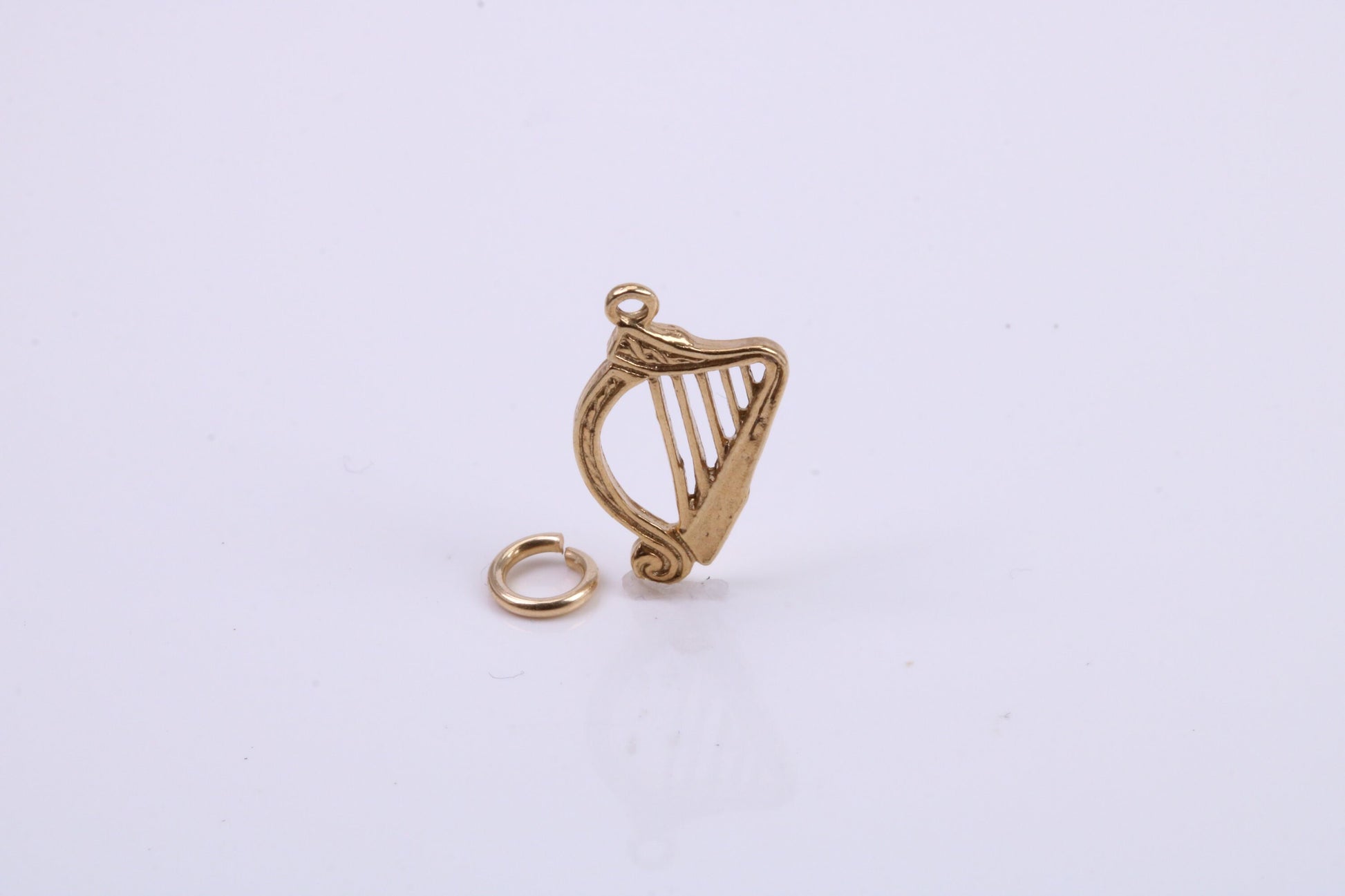 Harp Charm, Traditional Charm, Made from Solid 9ct Yellow Gold, British Hallmarked, Complete with Attachment Link