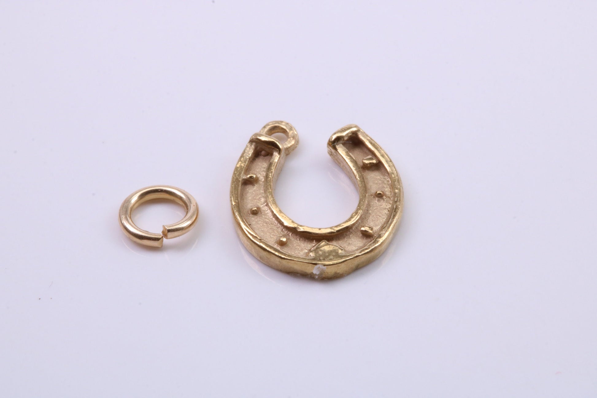 Good Luck Horse Shoe Charm, Traditional Charm, Made from Solid 9ct Yellow Gold, British Hallmarked, Complete with Attachment Link