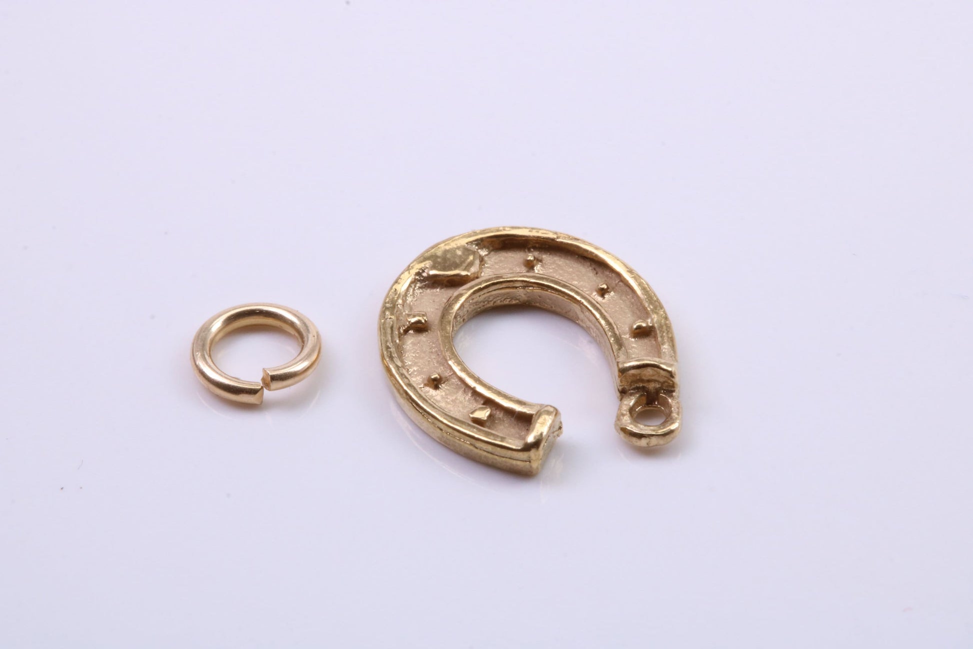 Good Luck Horse Shoe Charm, Traditional Charm, Made from Solid 9ct Yellow Gold, British Hallmarked, Complete with Attachment Link