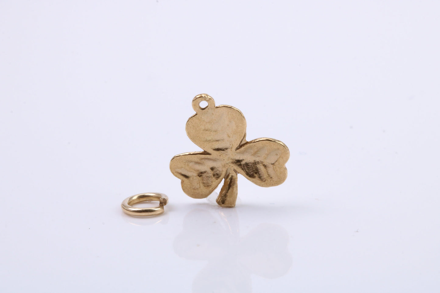 Clover Leaf Charm, Traditional Charm, Made from Solid 9ct Yellow Gold, British Hallmarked, Complete with Attachment Link