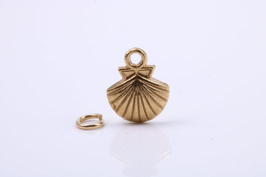 Sea Shell Charm, Traditional Charm, Made from Solid 9ct Yellow Gold, British Hallmarked, Complete with Attachment Link