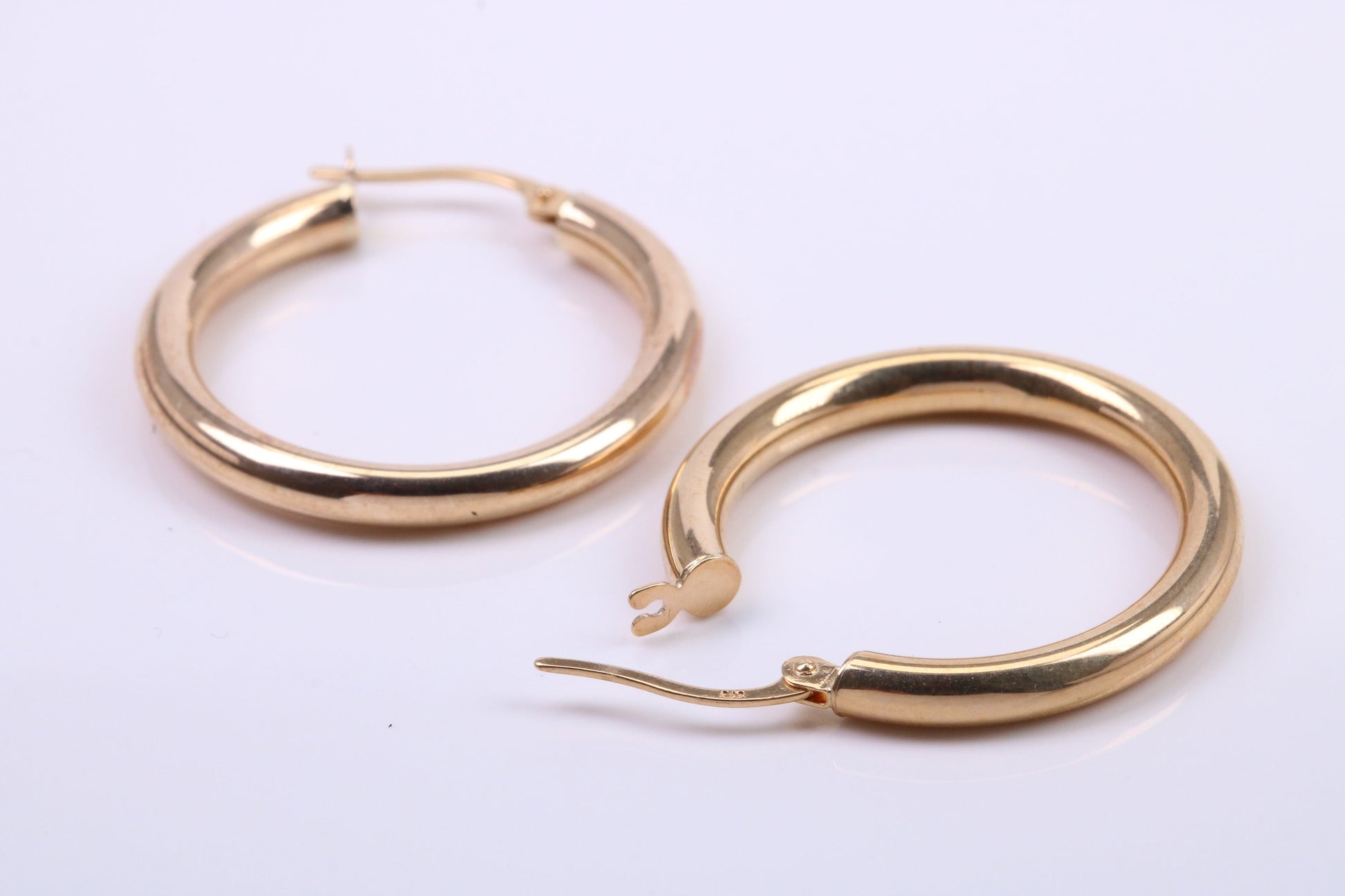 25 mm Round Hoop Creole Earrings Made from 9ct Yellow Gold