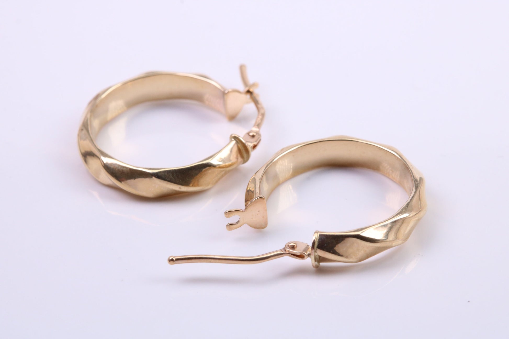 18 mm Round Hoop Creole Earrings Made from 9ct Yellow Gold