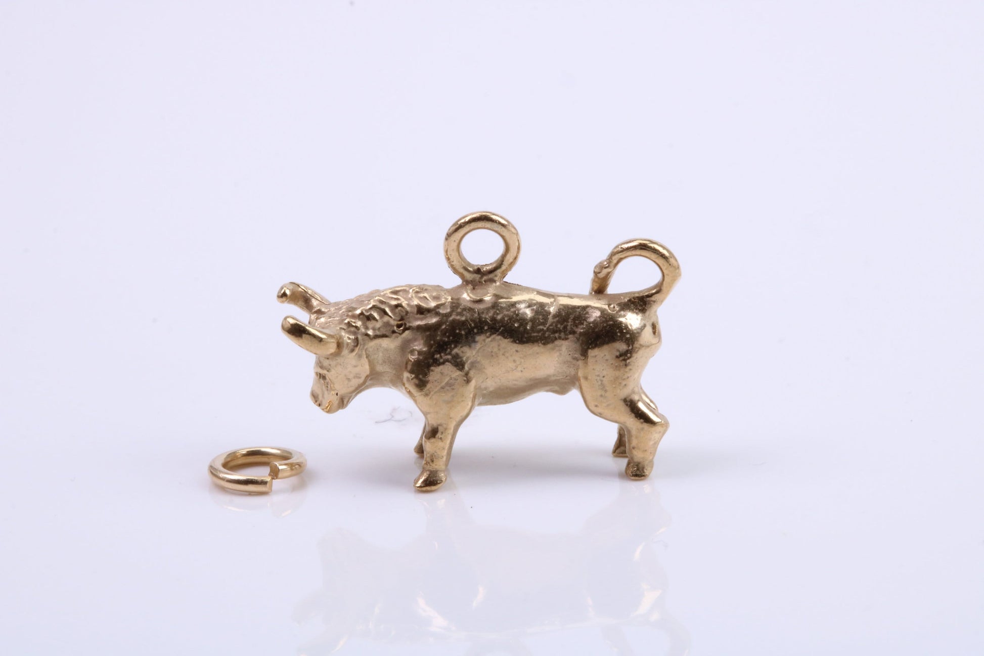 Taurus Zodiac Sign Charm, Traditional Charm, Made from Solid 9ct Yellow Gold, British Hallmarked, Complete with Attachment Link