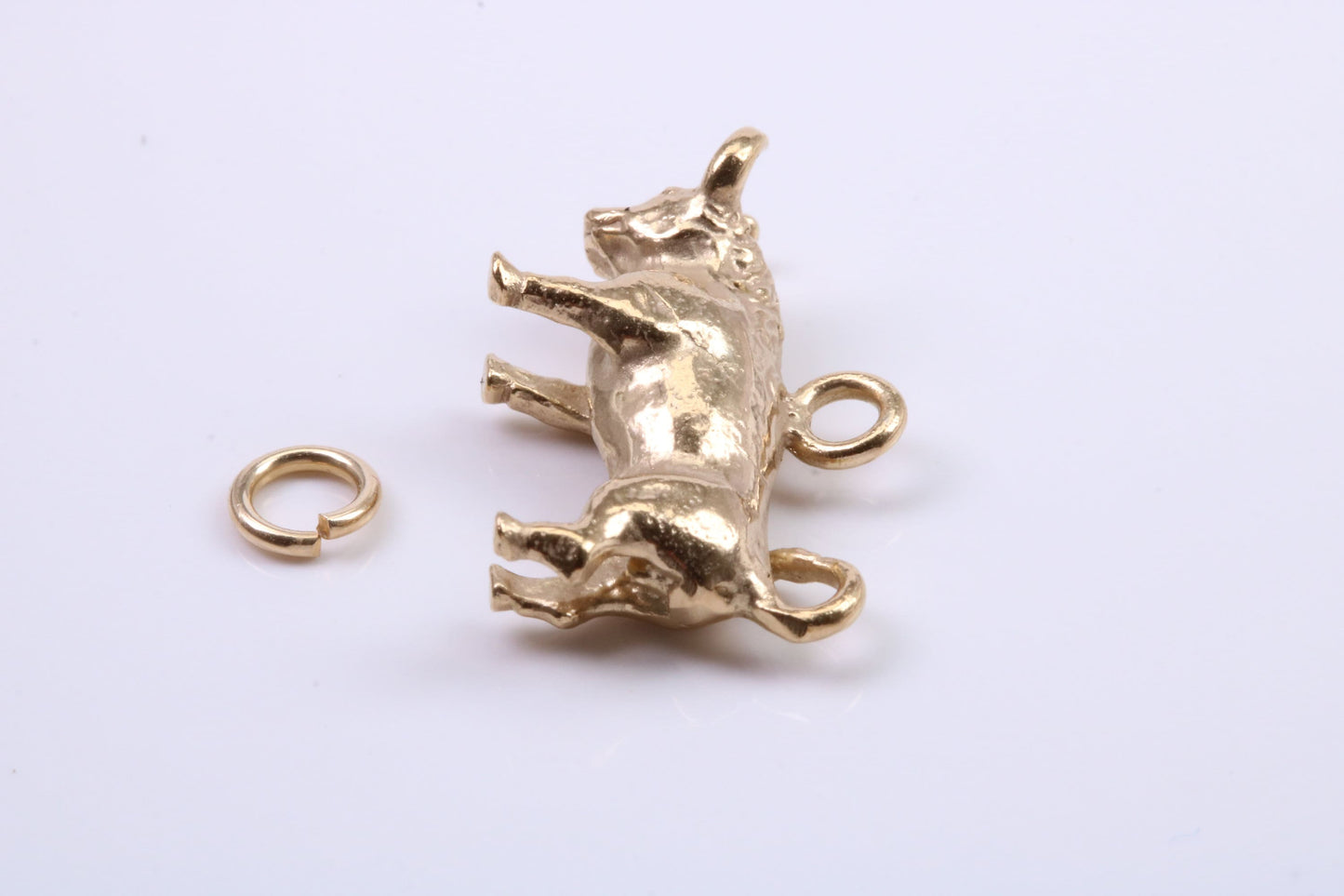 Taurus Zodiac Sign Charm, Traditional Charm, Made from Solid 9ct Yellow Gold, British Hallmarked, Complete with Attachment Link