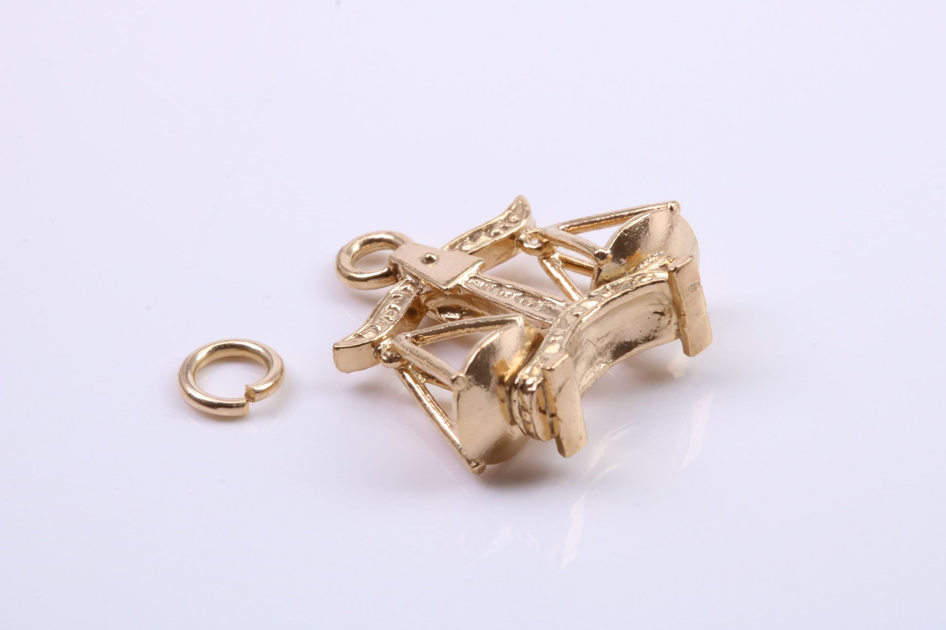 Libra Zodiac Sign Charm, Traditional Charm, Made from Solid 9ct Yellow Gold, British Hallmarked, Complete with Attachment Link