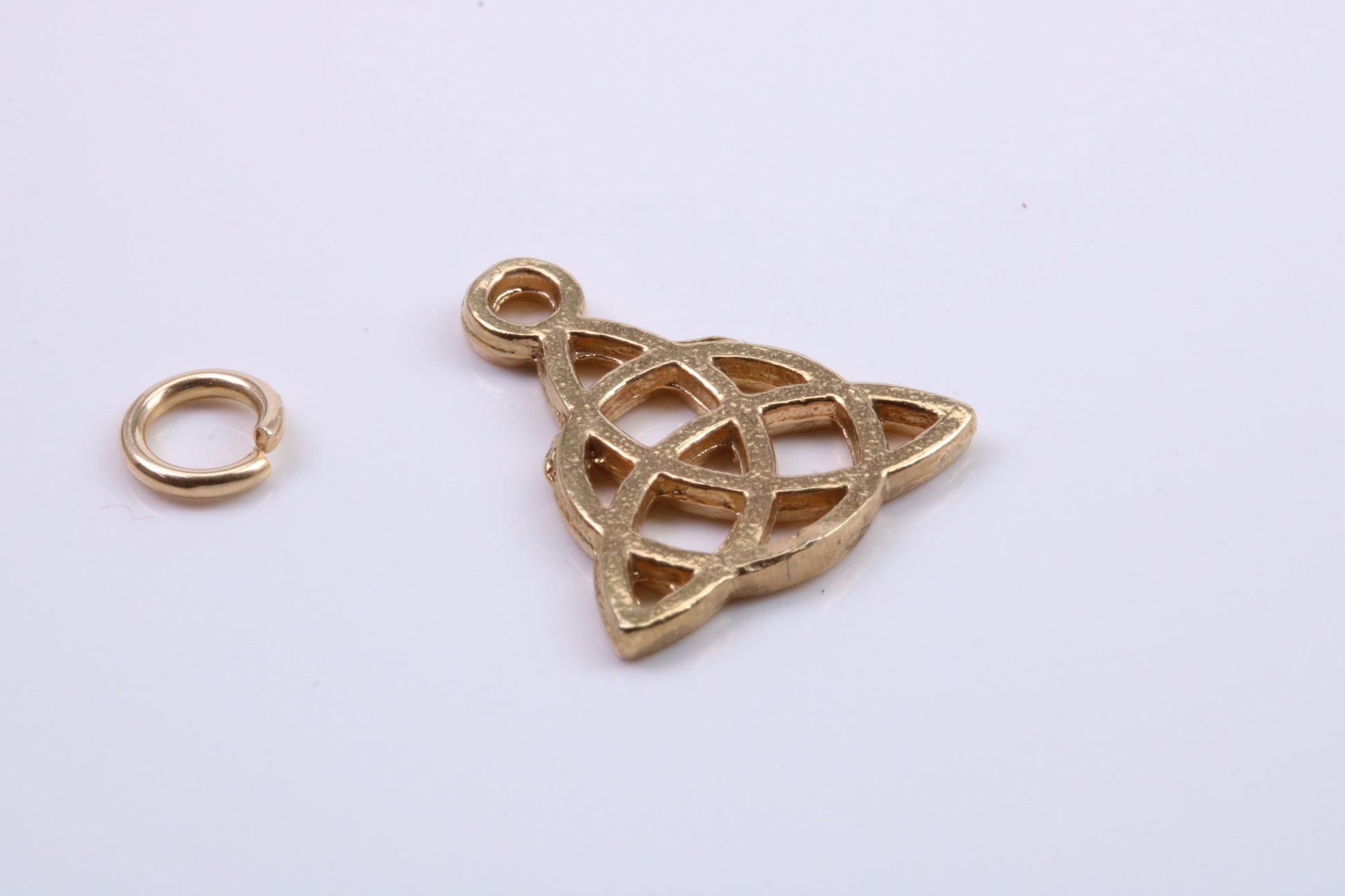 Trinity Knot Charm, Traditional Charm, Made from Solid 9ct Yellow Gold, British Hallmarked, Complete with Attachment Link