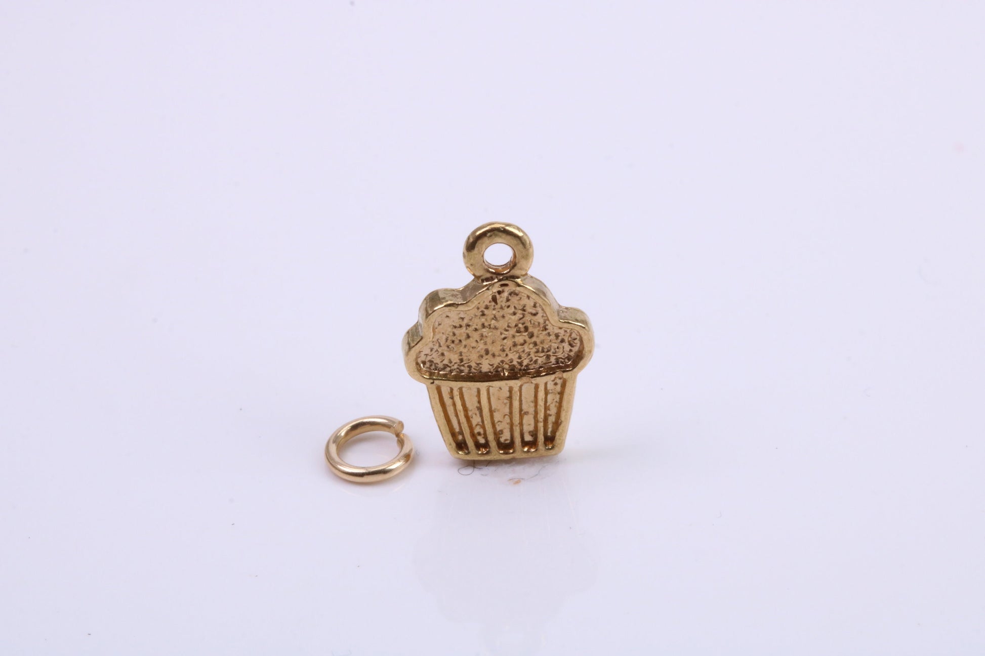 Cup Cake Charm, Traditional Charm, Made from Solid 9ct Yellow Gold, British Hallmarked, Complete with Attachment Link