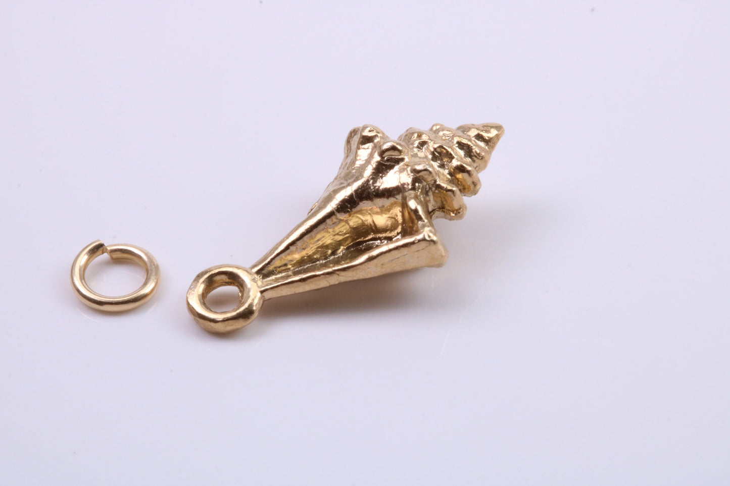 Sea Shell Charm, Traditional Charm, Made from Solid 9ct Yellow Gold, British Hallmarked, Complete with Attachment Link