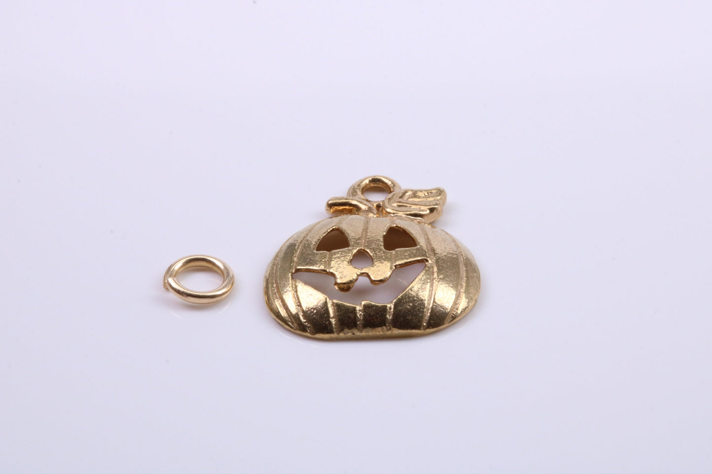 Pumpkin Charm, Traditional Charm, Made from Solid 9ct Yellow Gold, British Hallmarked, Complete with Attachment Link