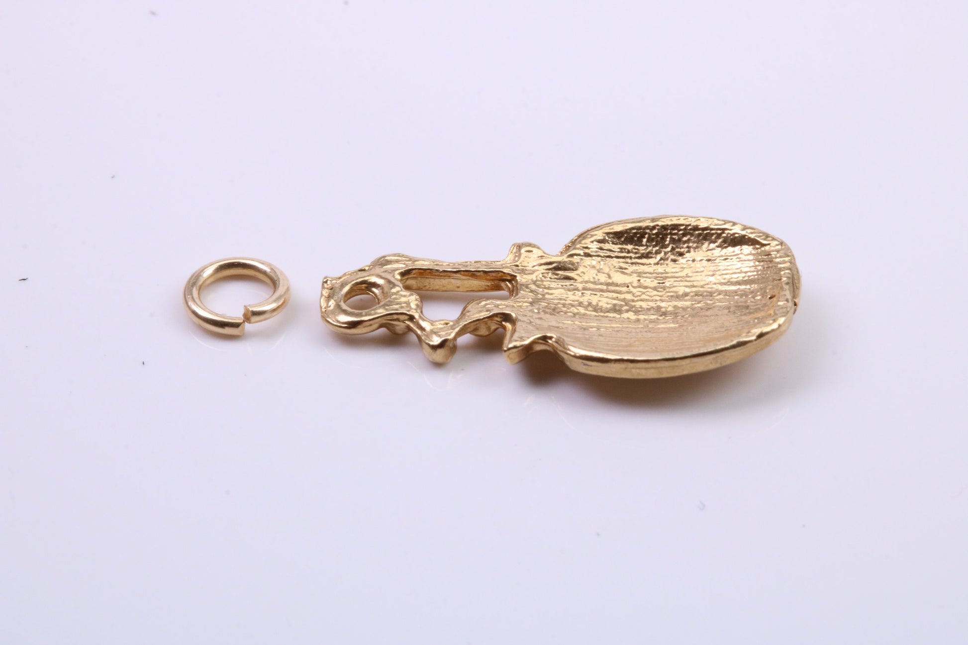 Cooking Pot Charm, Traditional Charm, Made from Solid 9ct Yellow Gold, British Hallmarked, Complete with Attachment Link