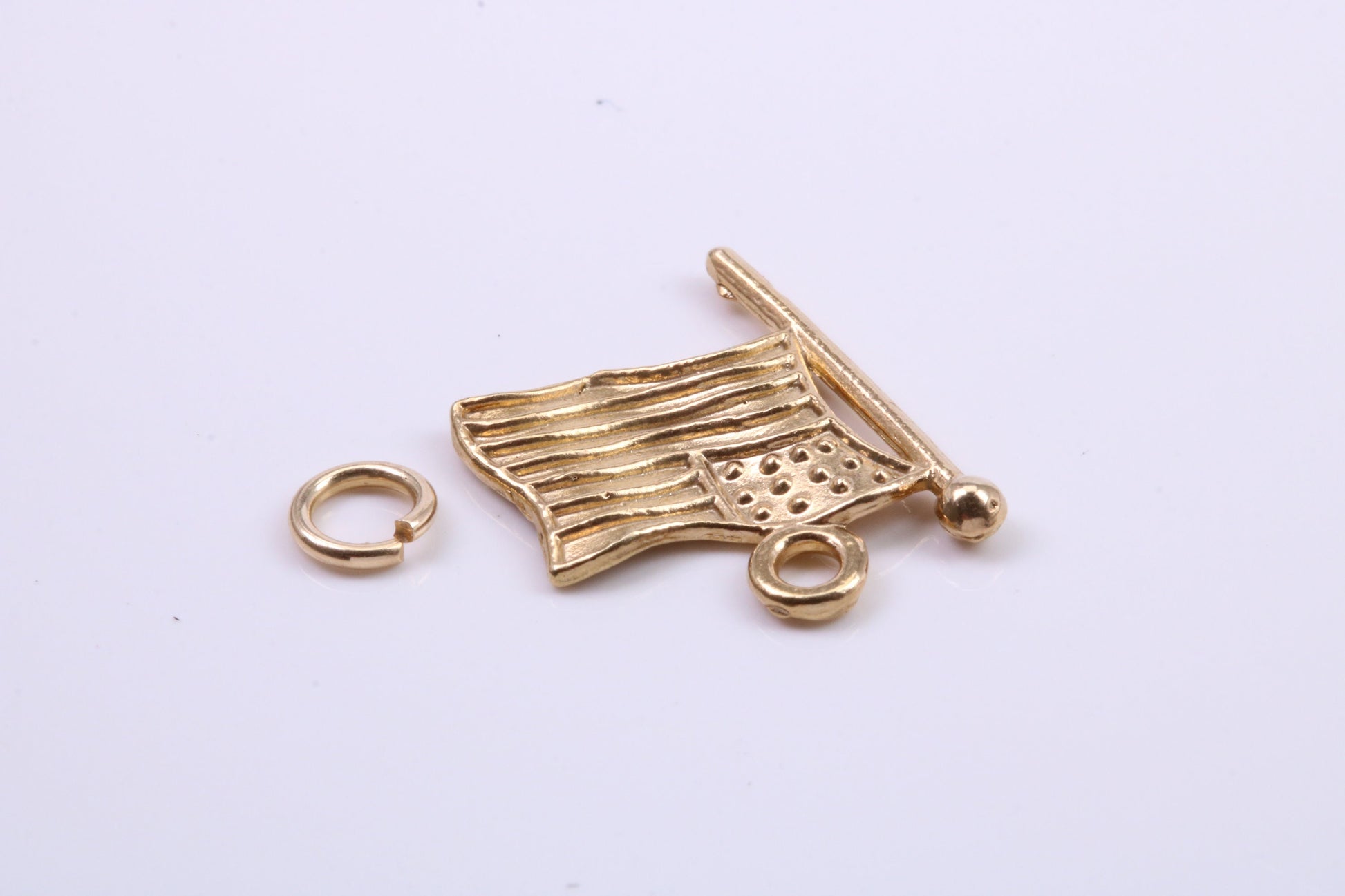 USA Flag Charm, Traditional Charm, Made from Solid 9ct Yellow Gold, British Hallmarked, Complete with Attachment Link