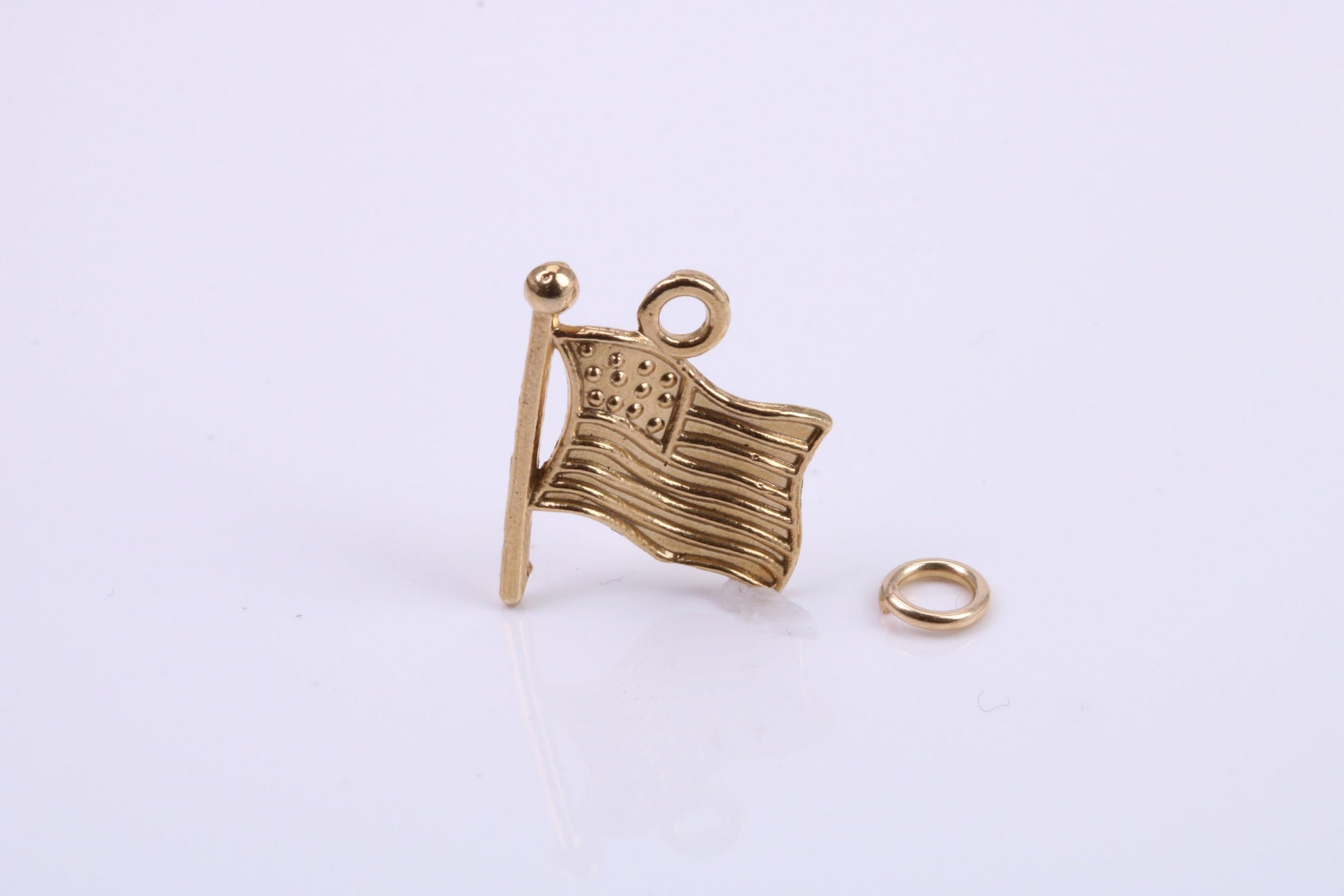 USA Flag Charm, Traditional Charm, Made from Solid 9ct Yellow Gold, British Hallmarked, Complete with Attachment Link