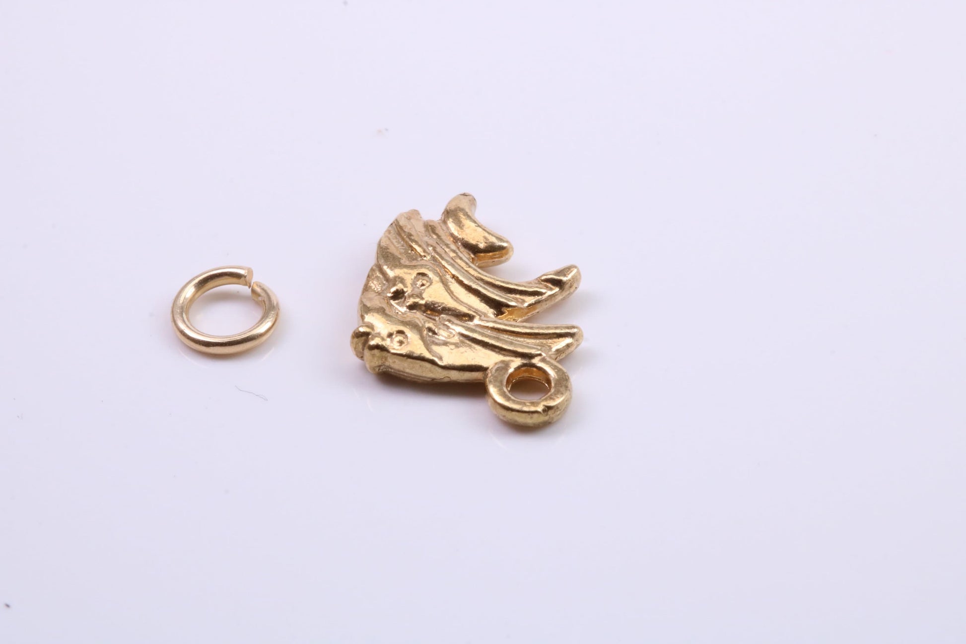 Angel Fish Charm, Traditional Charm, Made from Solid 9ct Yellow Gold, British Hallmarked, Complete with Attachment Link