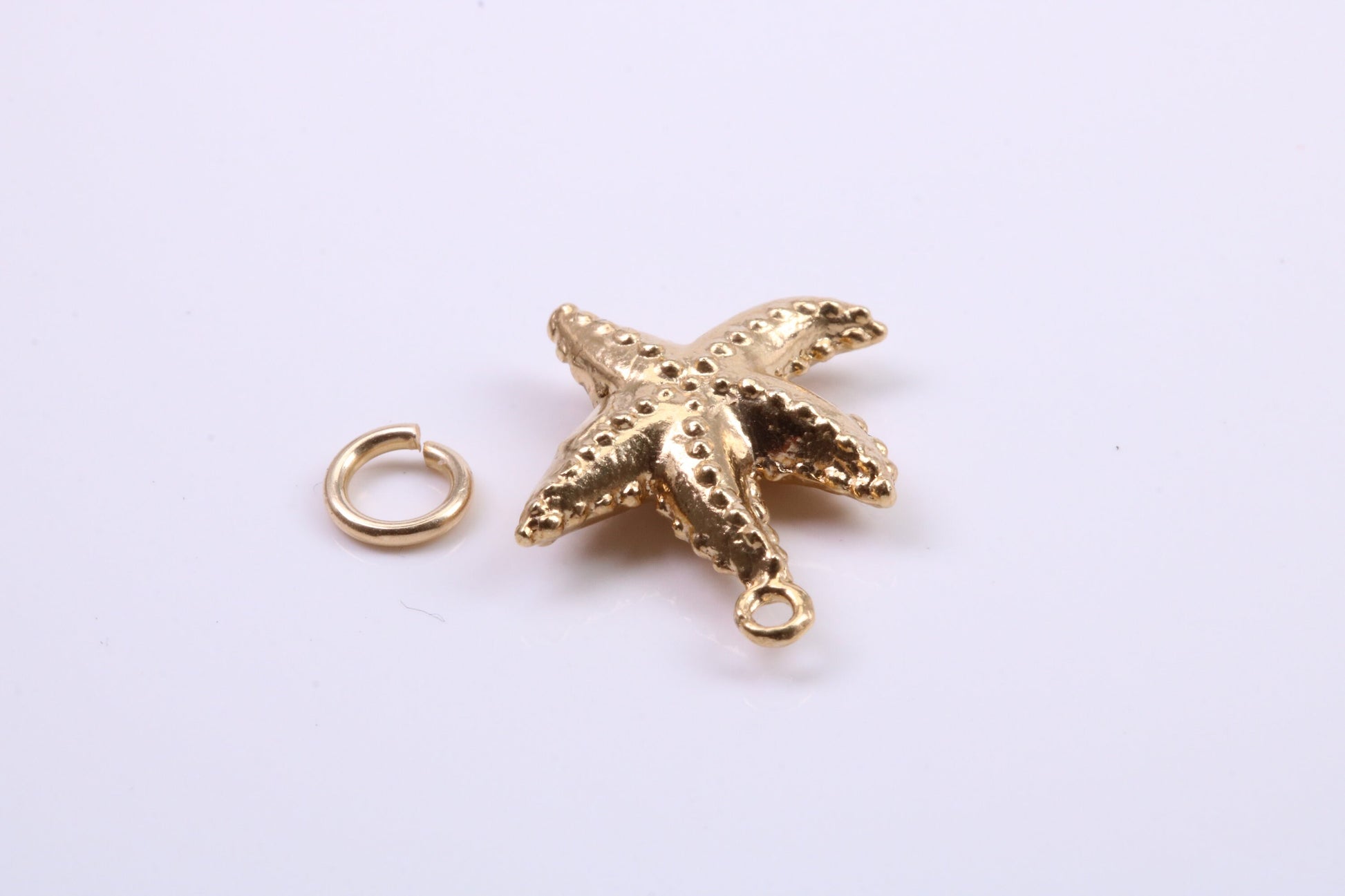 Star Fish Charm, Traditional Charm, Made from Solid 9ct Yellow Gold, British Hallmarked, Complete with Attachment Link