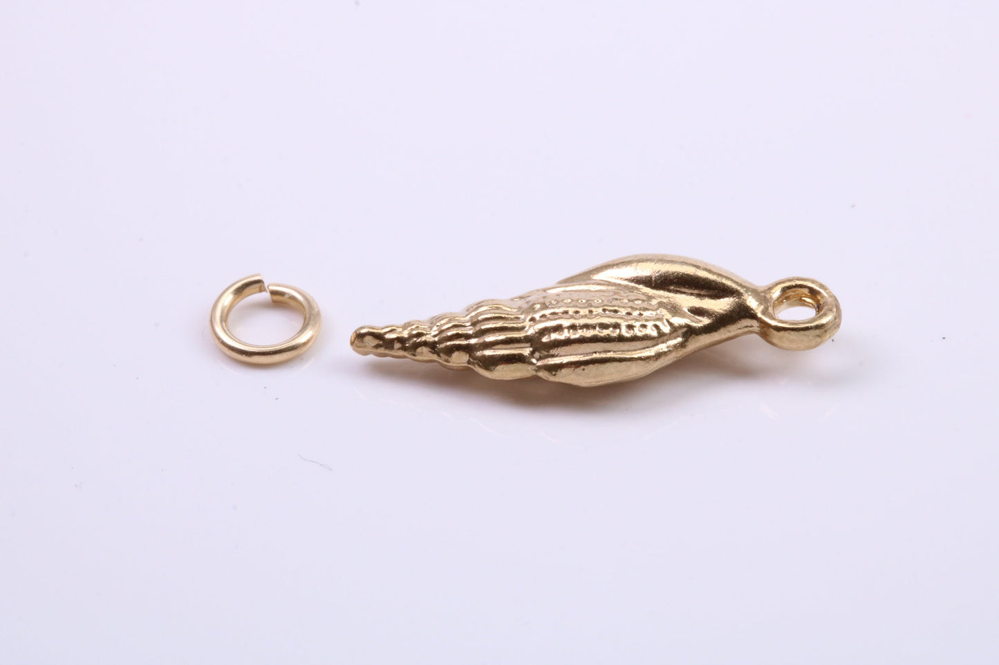 Sea Shell Charm, Traditional Charm, Made from Solid 9ct Yellow Gold, British Hallmarked, Complete with Attachment Link