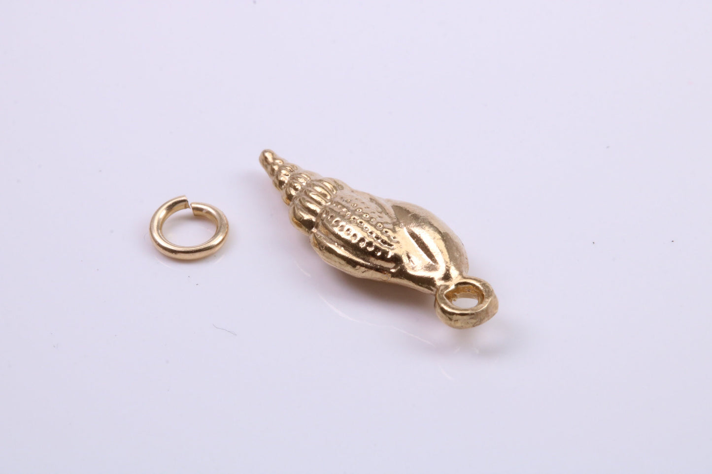 Sea Shell Charm, Traditional Charm, Made from Solid 9ct Yellow Gold, British Hallmarked, Complete with Attachment Link