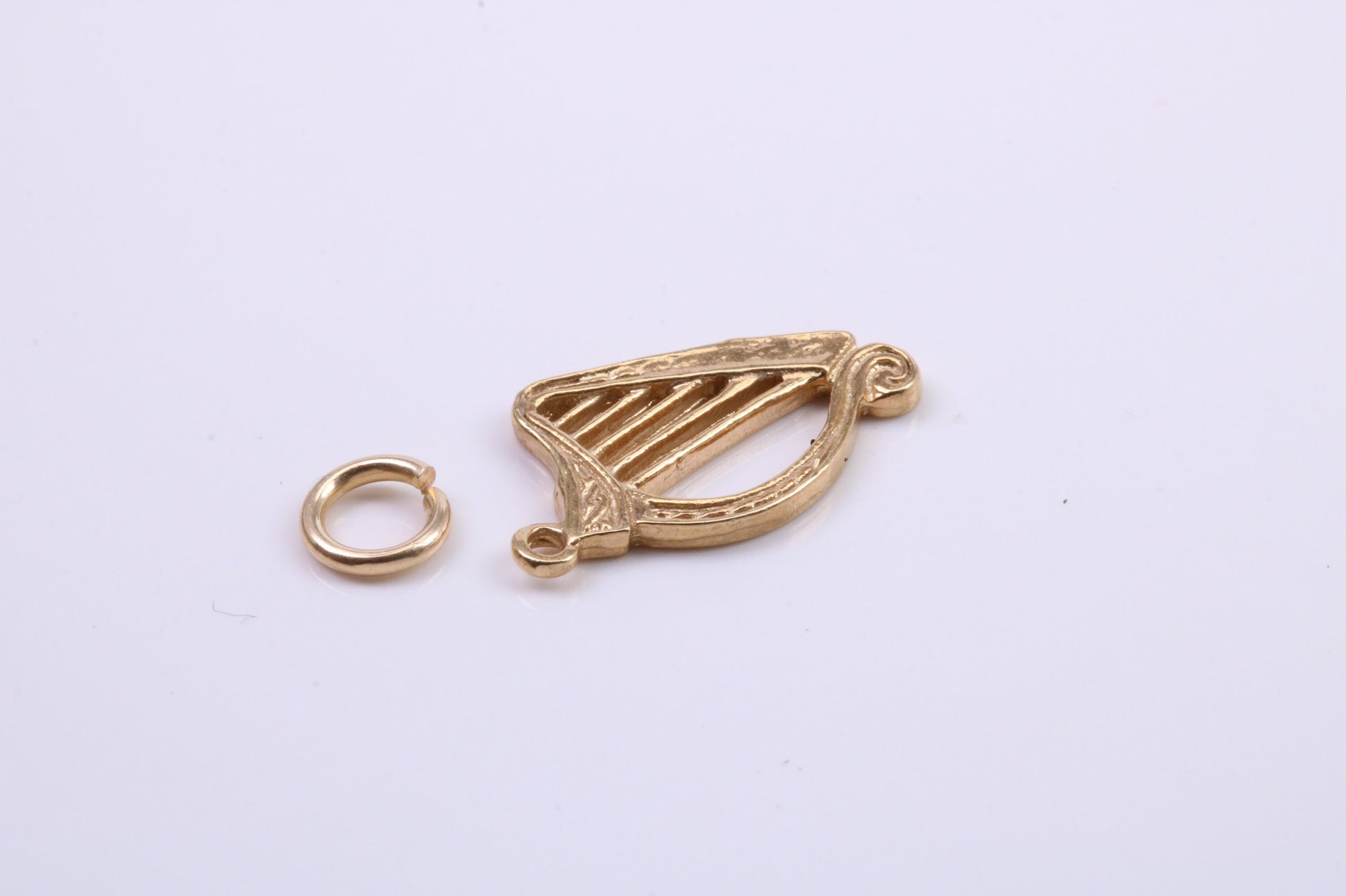 Harp Charm, Traditional Charm, Made from Solid 9ct Yellow Gold, British Hallmarked, Complete with Attachment Link