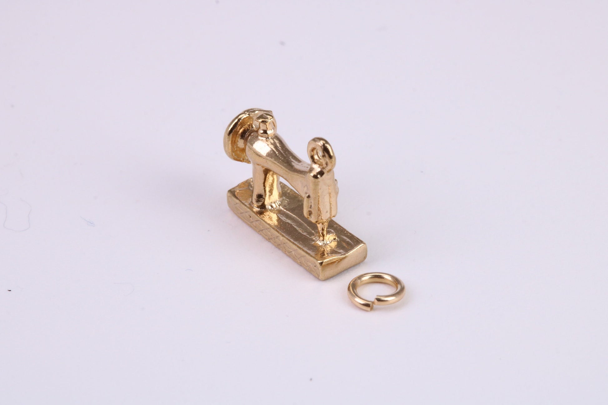 Sewing Machine Charm, Traditional Charm, Made From Solid Yellow Gold with British Hallmark, Complete with Attachment Link