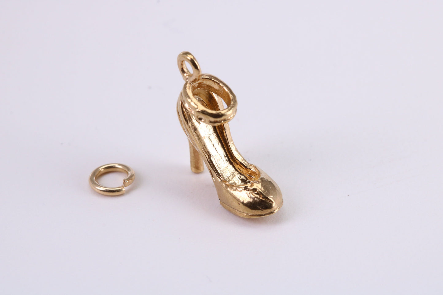 Stiletto Charm, Traditional Charm, Made from Solid Yellow Gold, British Hallmarked, Complete with Attachment Link