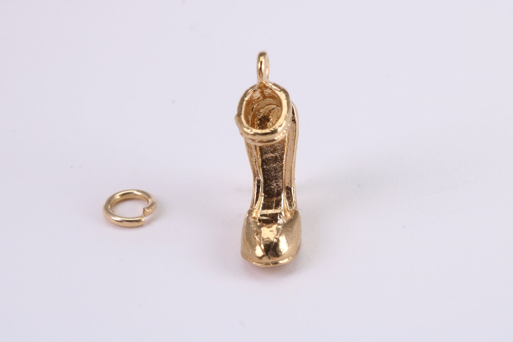 Stiletto Charm, Traditional Charm, Made from Solid Yellow Gold, British Hallmarked, Complete with Attachment Link