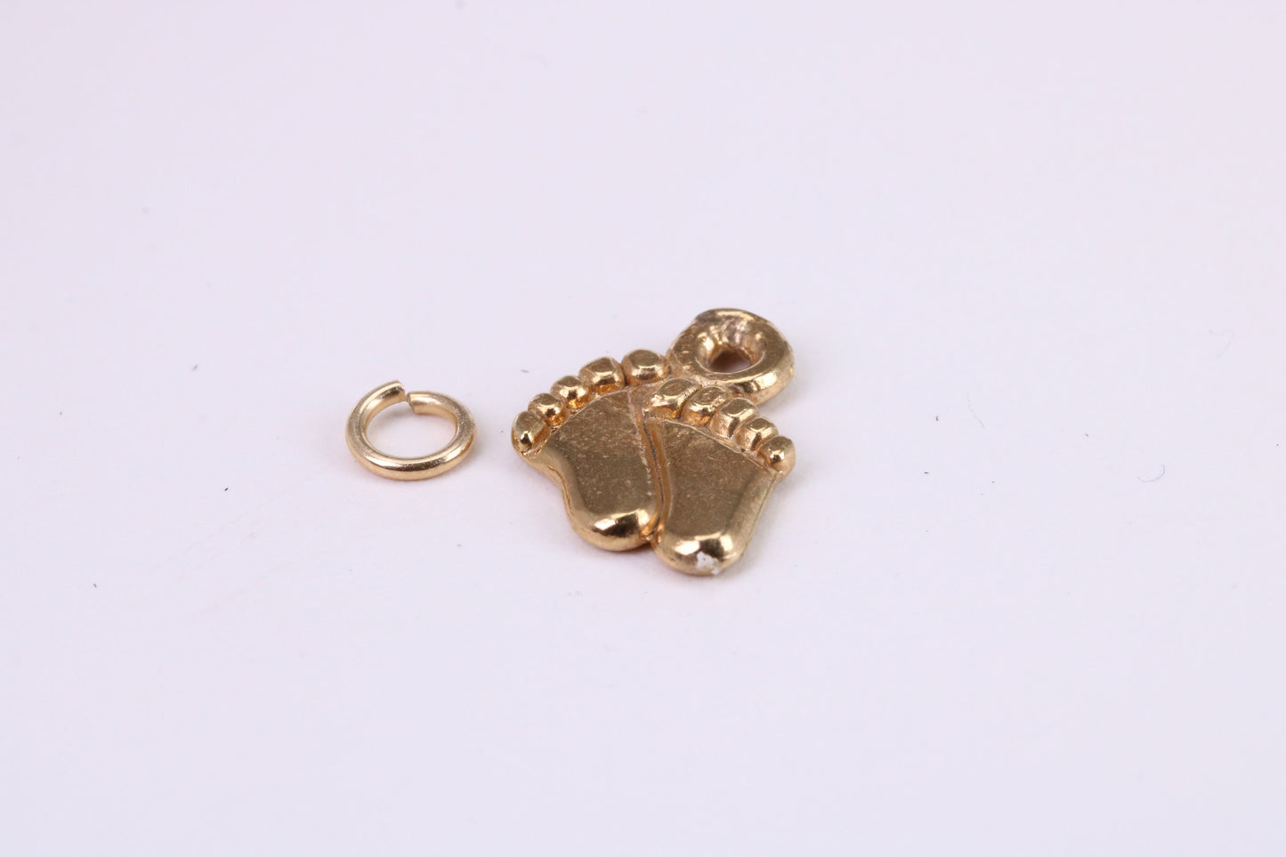 Feets Charm, Traditional Charm, Made from Solid Yellow Gold, British Hallmarked, Complete with Attachment Link