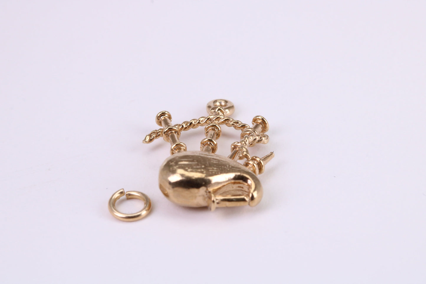 Bagpipe Charm, Traditional Charm, Made from Solid Yellow Gold, British Hallmarked, Complete with Attachment Link