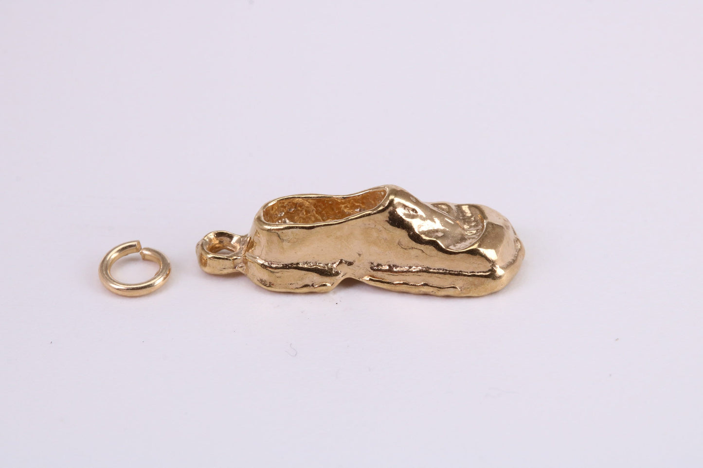 Old Shoe Charm, Traditional Charm, Made from Solid Yellow Gold, British Hallmarked, Complete with Attachment Link
