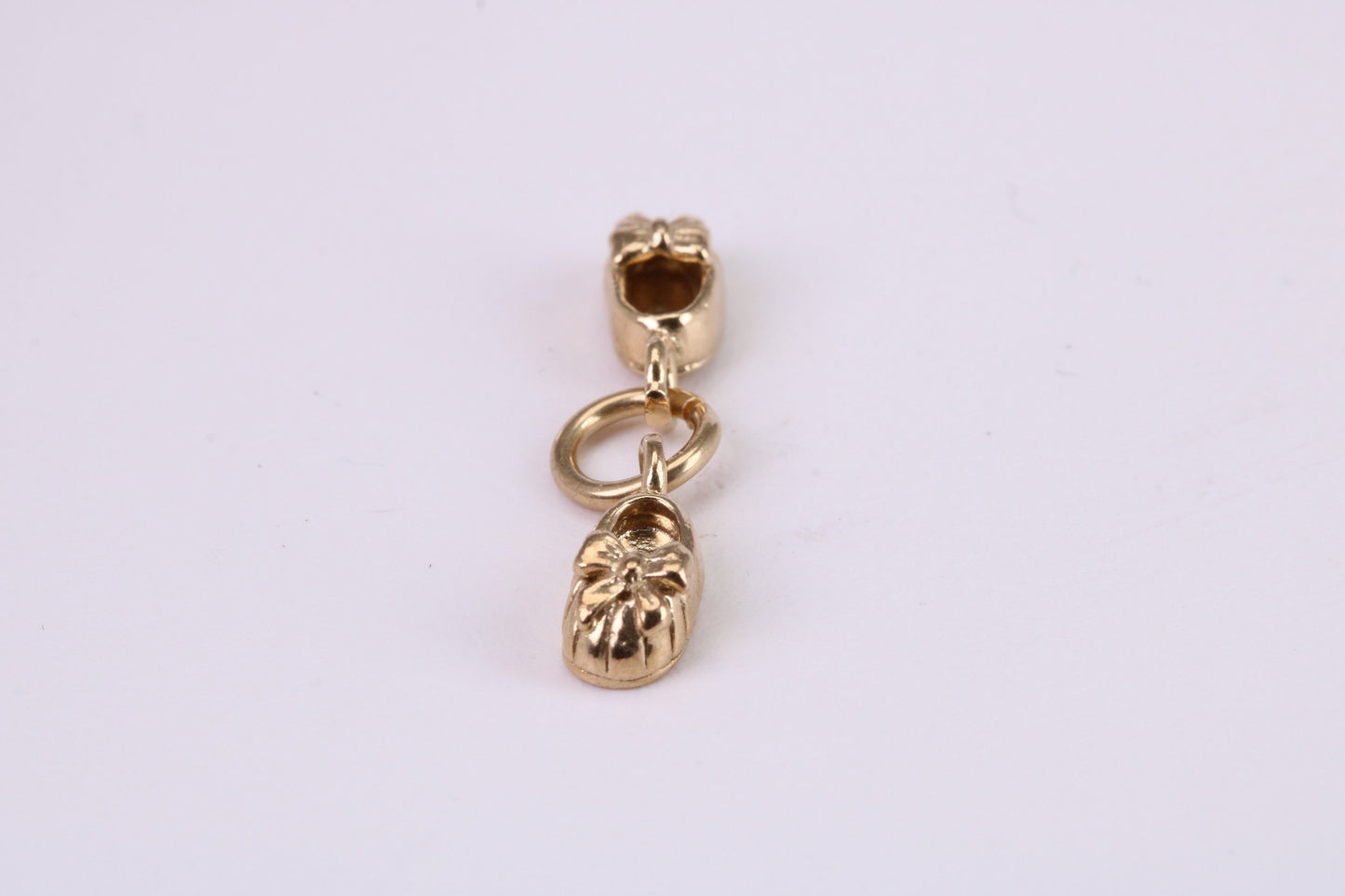 Baby Shoes Charm, Traditional Charm, Made from Solid Yellow Gold, British Hallmarked, Complete with Attachment Link