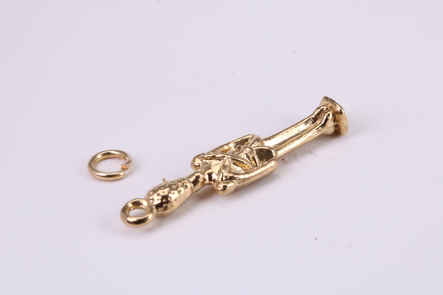 Queens Guard Charm, Traditional Charm, Made from Solid Yellow Gold, British Hallmarked, Complete with Attachment Link