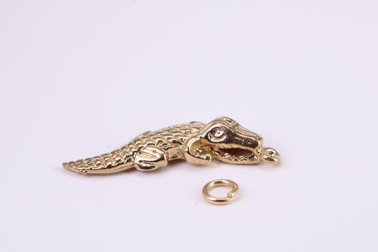 Crocodile Charm, Traditional Charm, Made from Solid Yellow Gold, British Hallmarked, Complete with Attachment Link