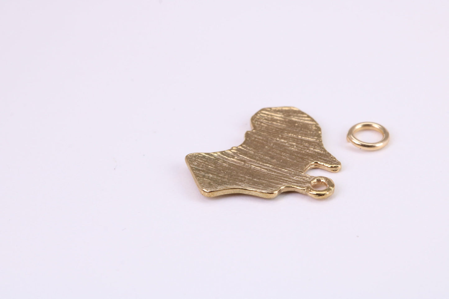 Australia Charm, Traditional Charm, Made from Solid Yellow Gold, British Hallmarked, Complete with Attachment Link